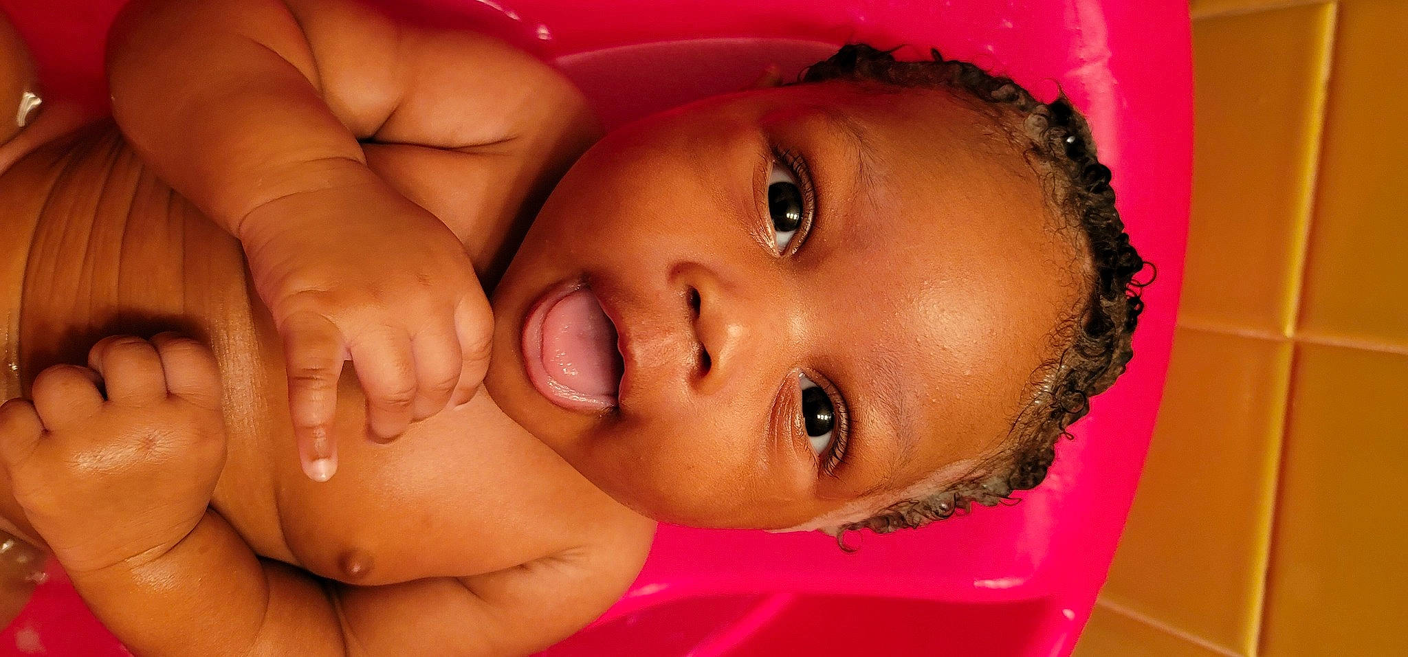 Zariya is registered to the contest to win money with this photo: cheek, chin, eye, eyebrow, eyelash, face, facial_expression, forehead, gesture, hair, hairstyle, head, human, human_body, iris, lip, mouth, neck, nose, person