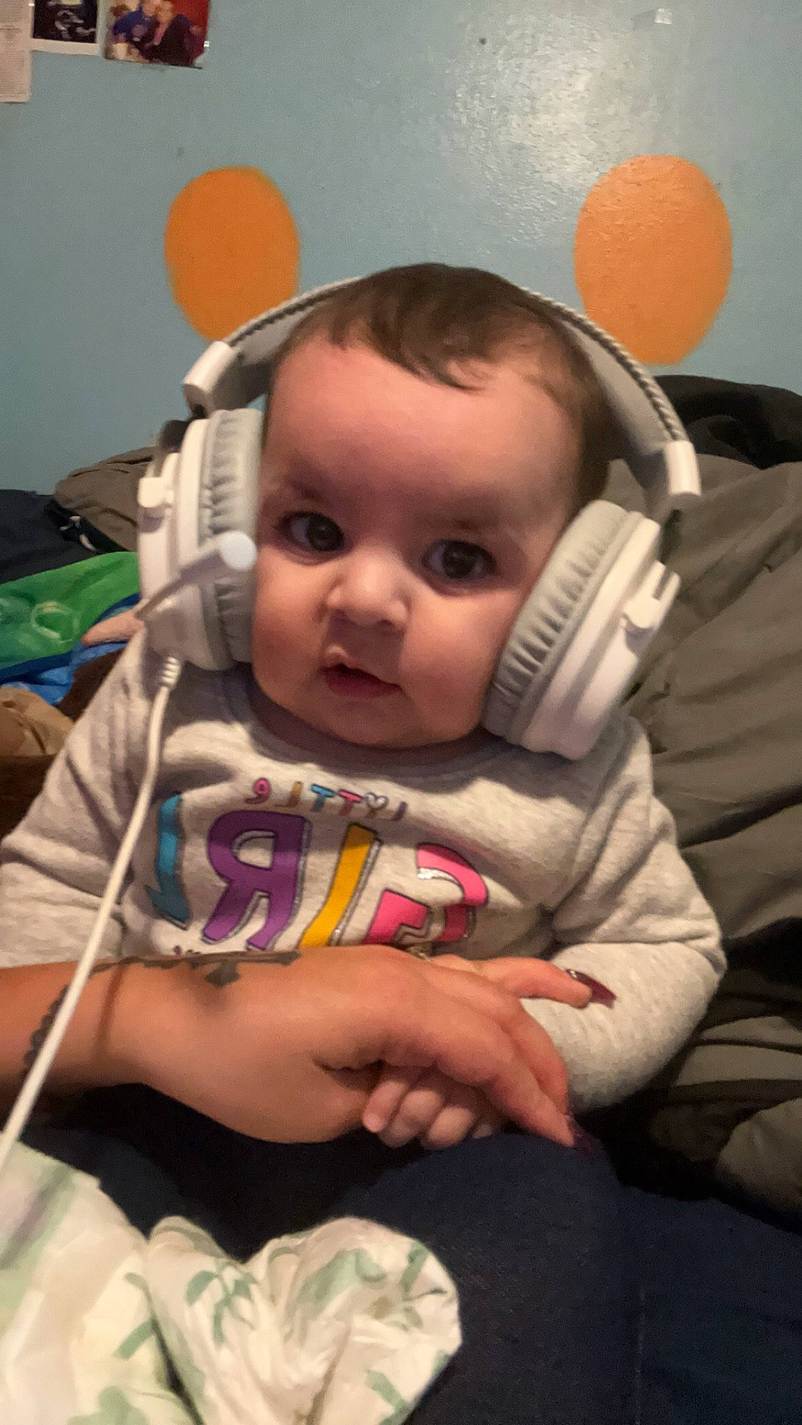 Ariana joined the competition — help win amazing prizes! baby, baby_in_car_seat, baby_toddler_clothing, cheek, child, chin, comfort, ear, eye, face, finger, fun, happy, head, human_body, iris, mouth, nose, person, skin