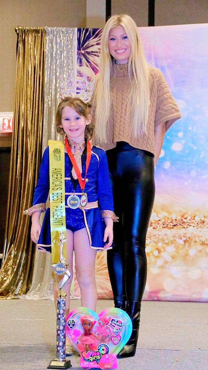 Portlyn joined the competition — help win amazing prizes! beauty, blue, curtain, denim, electric_blue, event, fashion_design, fun, hairstyle, happy, human_leg, joy, knee, leg, long_hair, person, purple, smile, style, textile