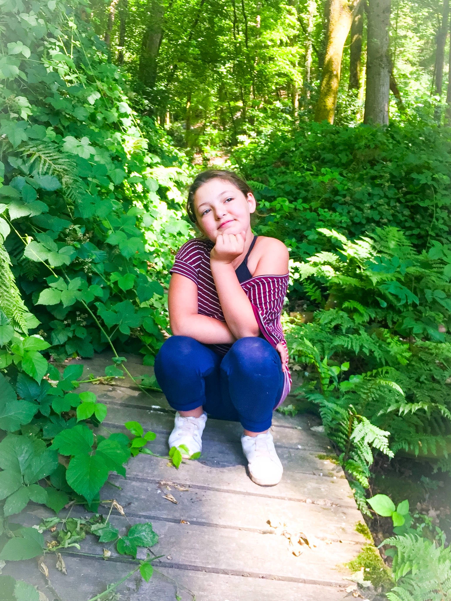 Ashley participe au concours pour gagner de l'argent avec cette photo : botany, fawn, forest, grass, green, ivy, lady, leaf, people_in_nature, person, plant, sitting, smile, tree