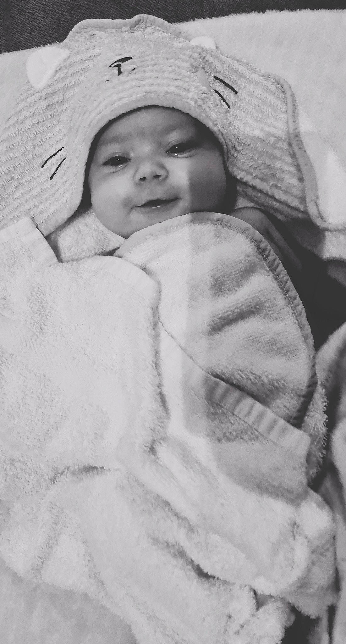 Nora participe au concours pour gagner de l'argent avec cette photo : baby, baby_products, baby_sleeping, child, comfort, face, fur, happy, headwear, linens, monochrome, monochrome_photography, pattern, person, portrait_photography, room, skin, stock_photography, toddler