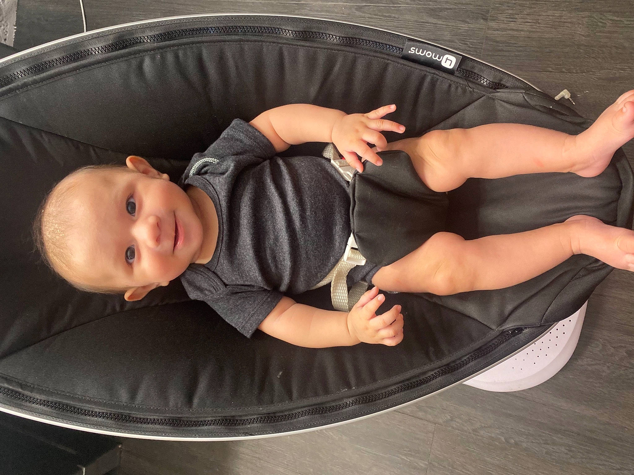 Joaquin is registered to the contest to win money with this photo: arm, auto_part, automotive_design, automotive_exterior, automotive_tire, automotive_wheel_system, baby, baby_products, baby_toddler_clothing, bumper, comfort, flash_photography, fun, hand, hood, joy, person, smile, thigh, toddler