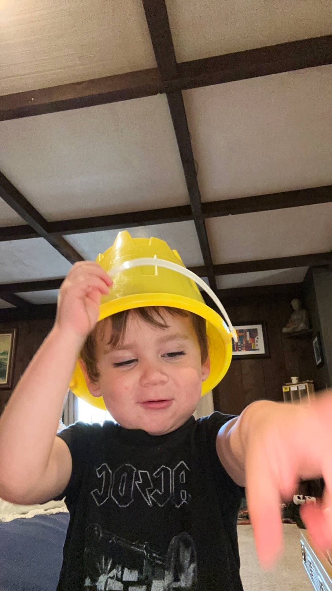 Emmet is registered to the contest to win money with this photo: baby_toddler_clothing, baseball_cap, cap, cool, costume_hat, electric_blue, eyewear, fashion_accessory, fun, happy, hard_hat, hat, headgear, headwear, helmet, leisure, person, personal_protective_equipment, smile, sun_hat