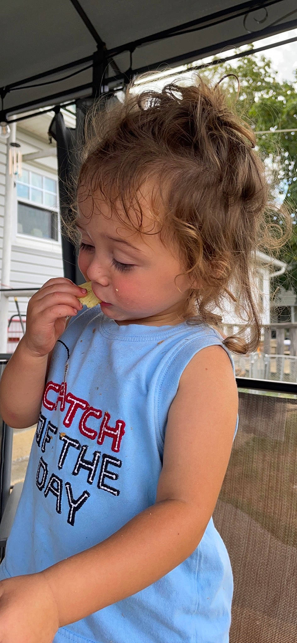 Elijah is registered to the contest to win money with this photo: cheek, ear, eye, eyelash, face, facial_expression, gesture, hair, hairstyle, happy, head, iris, lip, mouth, neck, nose, person, photograph, shoulder, skin