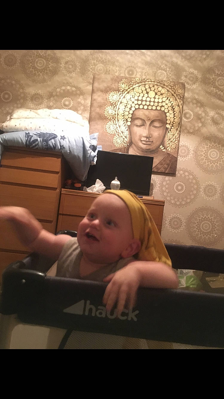 Odin joined the competition — help win amazing prizes! baby, bedroom, comfort, curious, eye, eyebrow, eyelash, gadget, headwear, hearing, home_accessories, lamp, linens, living_room, nose, person, pillow, throw_pillow