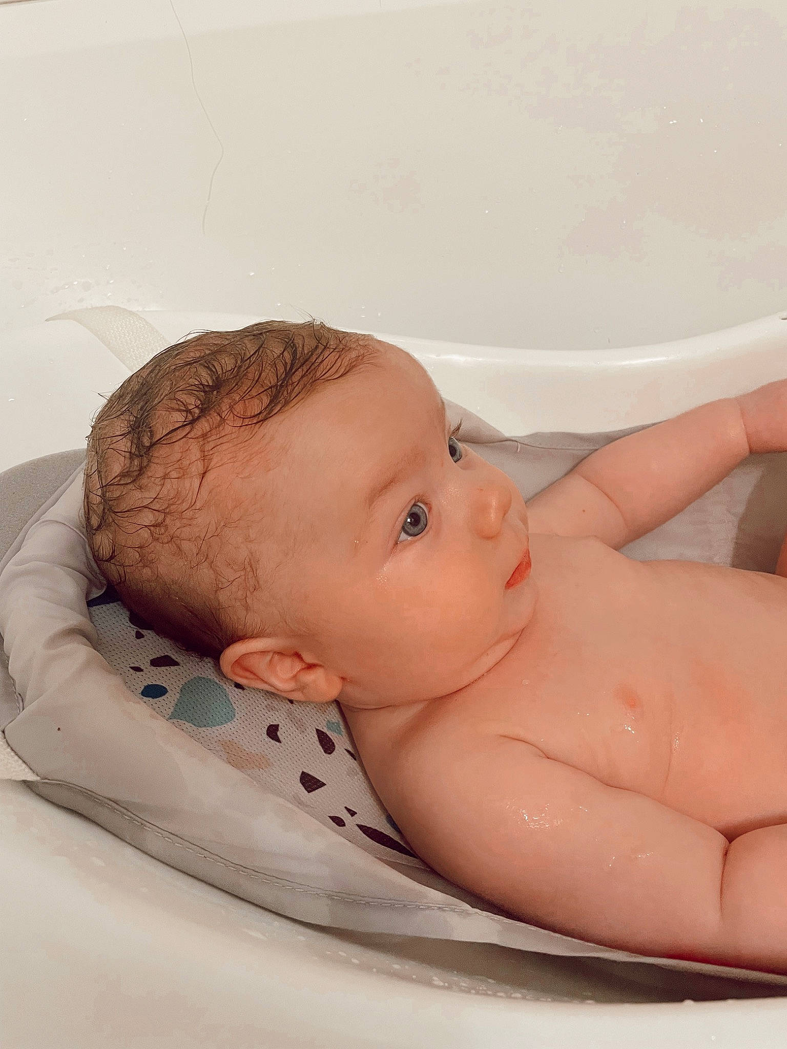 Beckham is registered to the contest to win money with this photo: baby, baby_bathing, baby_products, bathing, bathtub, cheek, chest, child, comfort, eyebrow, eyelash, fluid, happy, head, lip, person, skin, stomach, thumb, toddler