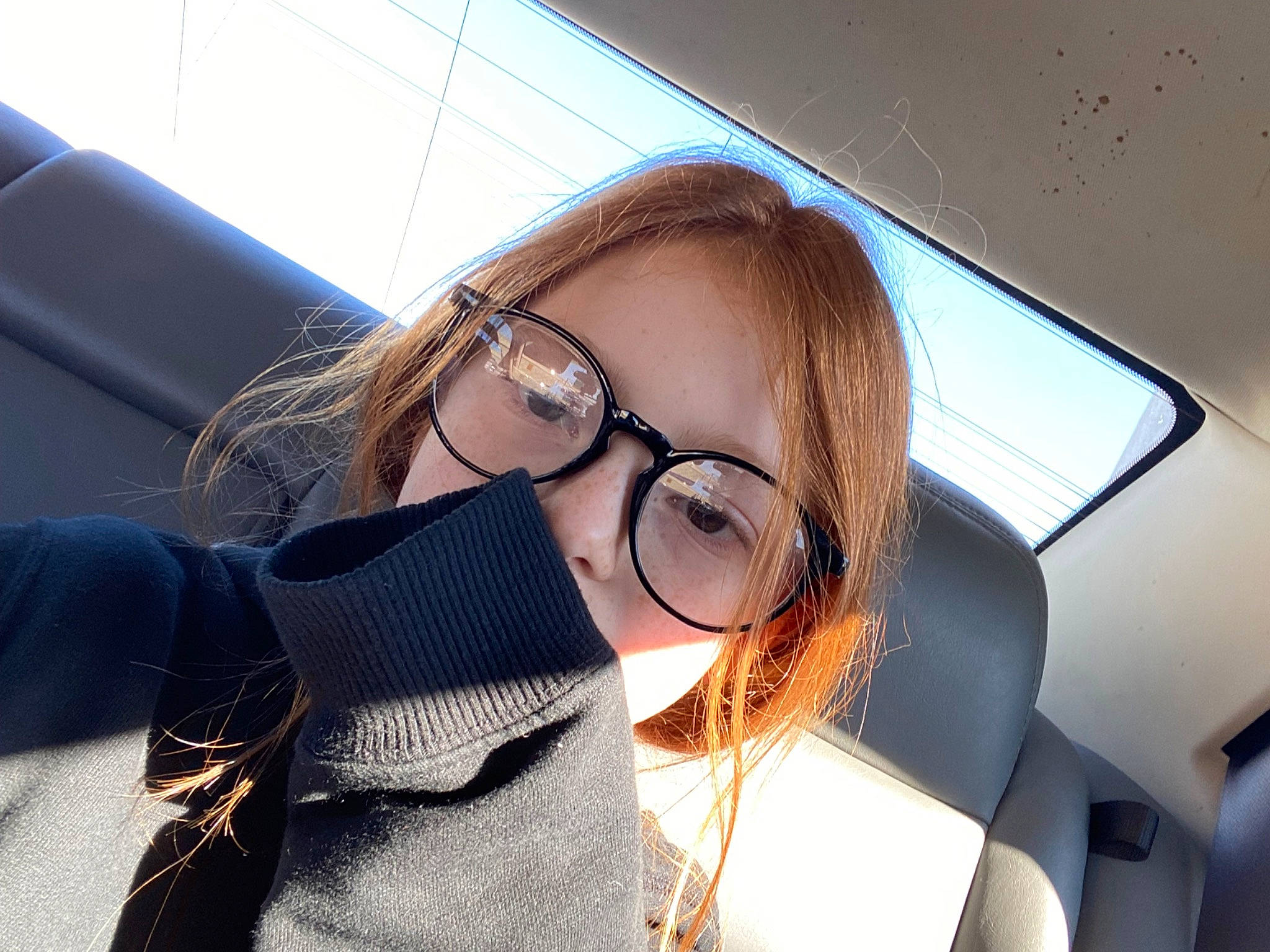 Makaylee is registered to the contest to win money with this photo: air_travel, audio_equipment, auto_part, automotive_design, blond, comfort, daylighting, eyewear, fun, gesture, glasses, head_restraint, luxury_vehicle, person, selfie, sitting, sunglasses, travel, vehicle_door, vision_care