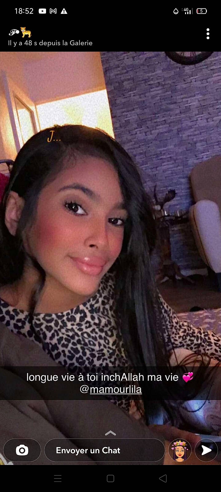 Mira participe au concours pour gagner de l'argent avec cette photo : black_hair, brown_hair, cosmetics, event, eyebrow, eyelash, fashion_accessory, flash_photography, forehead, happy, jaw, jewellery, joy, lace_wig, lip, lipstick, long_hair, makeover, mouth, person