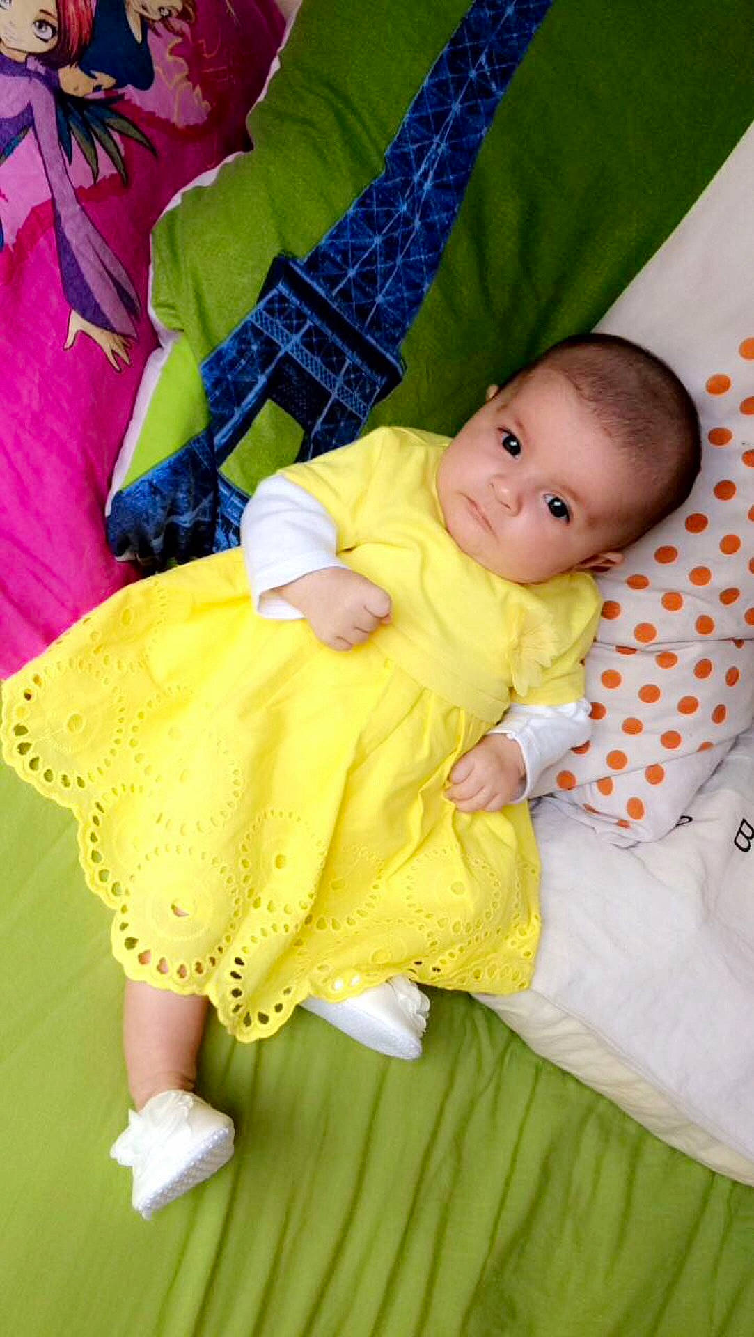 Yéléna a rejoint le concours — aidez-le/la à gagner de superbes lots ! child, dress, infant, play, toddler