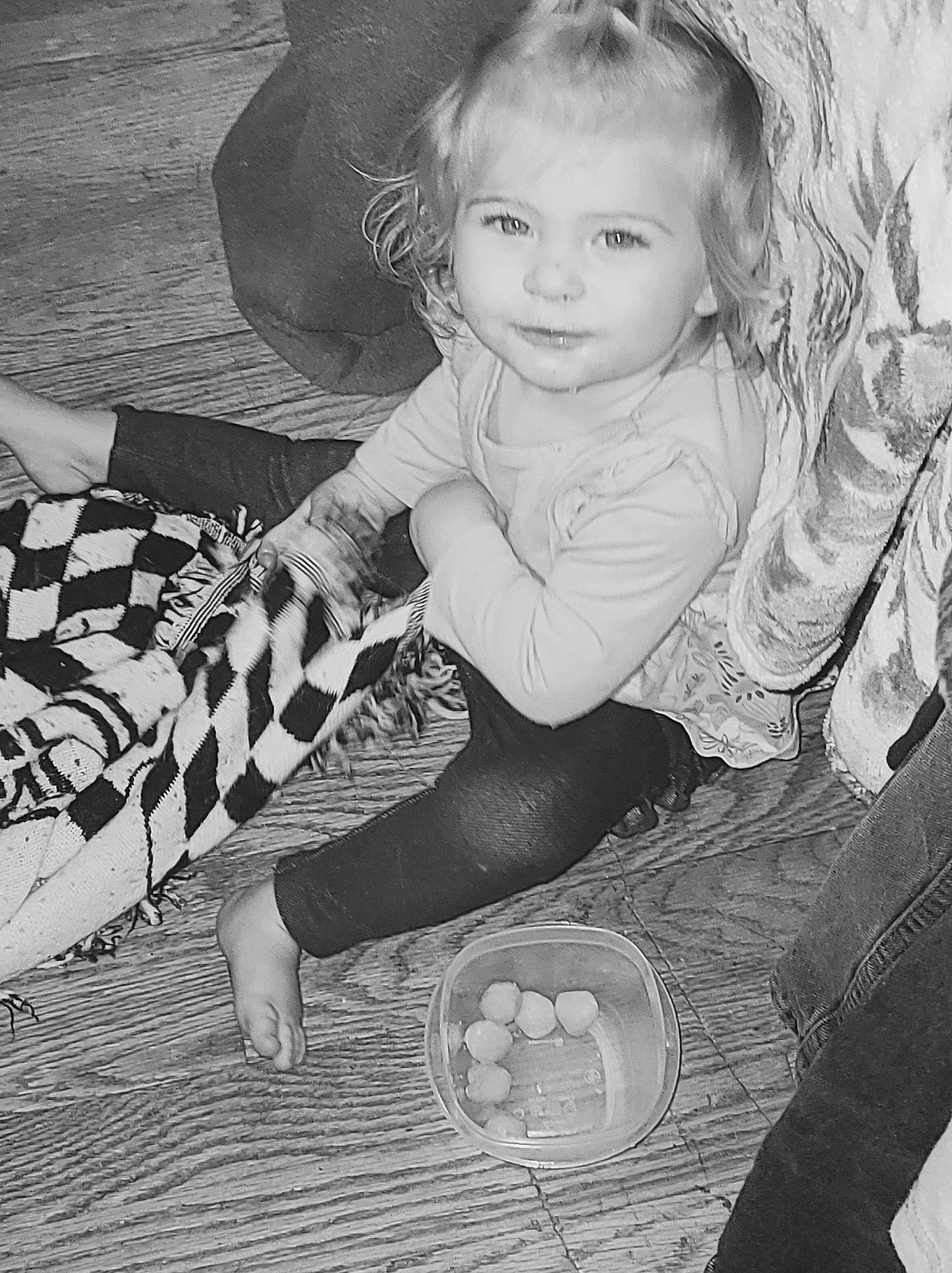 Novalynn is registered to the contest to win money with this photo: baby, baby_toddler_clothing, beauty, black, black_and_white, child, dress, eye, flash_photography, happy, head, iris, monochrome, monochrome_photography, people, person, photograph, snapshot, style, toddler