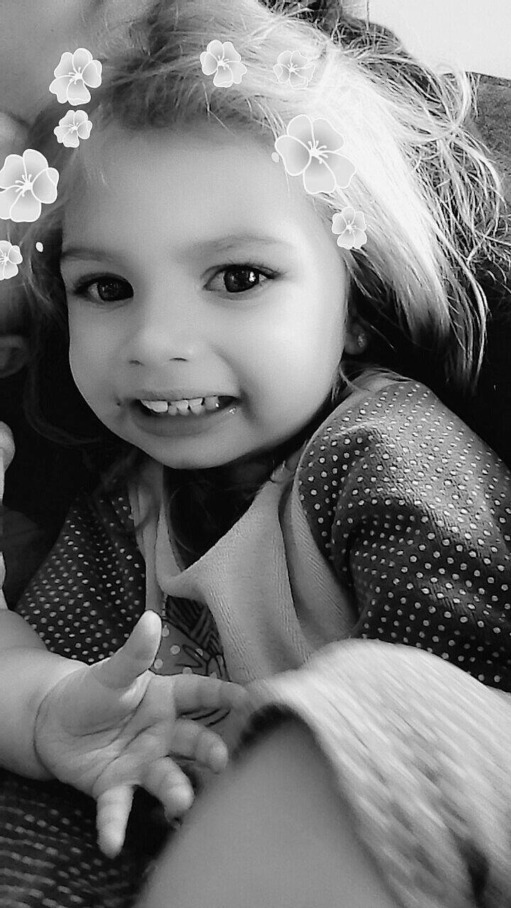 Sonia a rejoint le concours — aidez-le/la à gagner de superbes lots ! beauty, black, black_and_white, child, child_model, eye, girl, human_hair_color, joy, monochrome, monochrome_photography, organ, person, photo_shoot, photograph, photography, portrait, portrait_photography, skin, smile