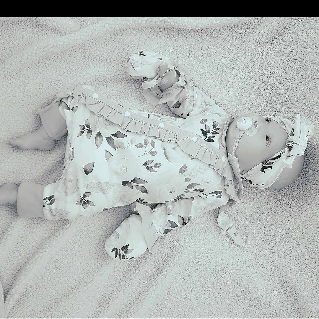 Vylette is registered to the contest to win money with this photo: animal, baby, bed, blanket, bodypart, canine, clothing, face, finger, furniture, hand, head, homedecor, newborn, person, pet, photography, portrait, sleeping, toy