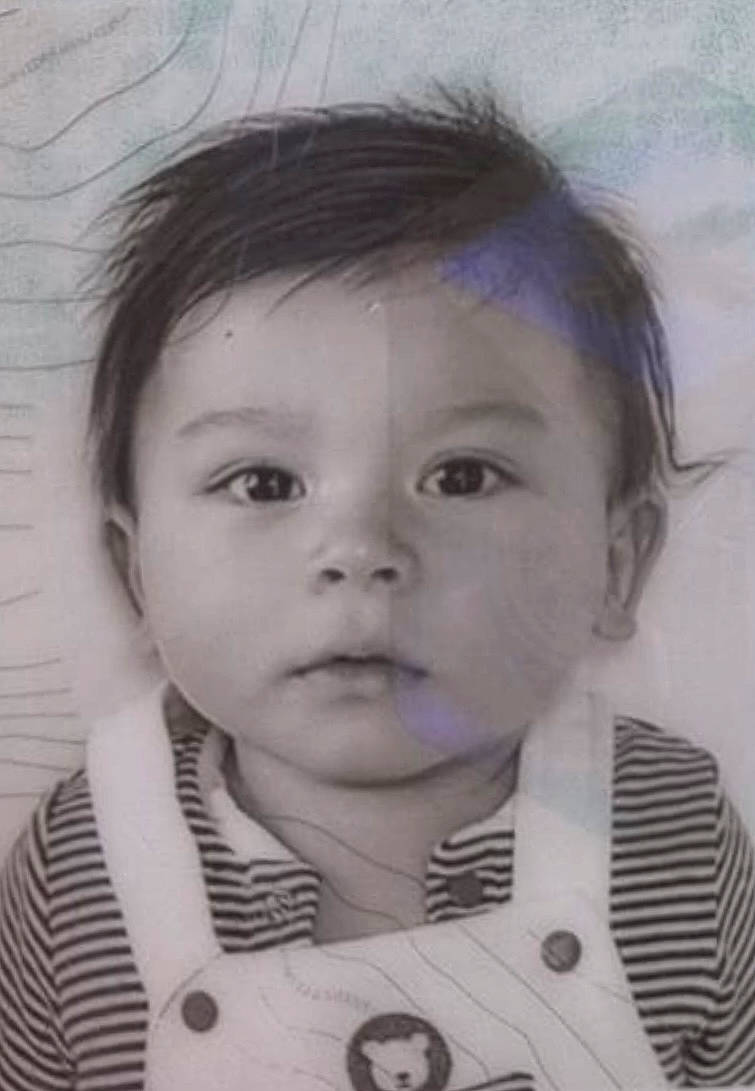 Angel a rejoint le concours — aidez-le/la à gagner de superbes lots ! baby, baby_toddler_clothing, cheek, chin, eye, eyebrow, eyelash, face, forehead, hair, happy, head, iris, lip, mouth, nose, outerwear, person, skin, sleeve