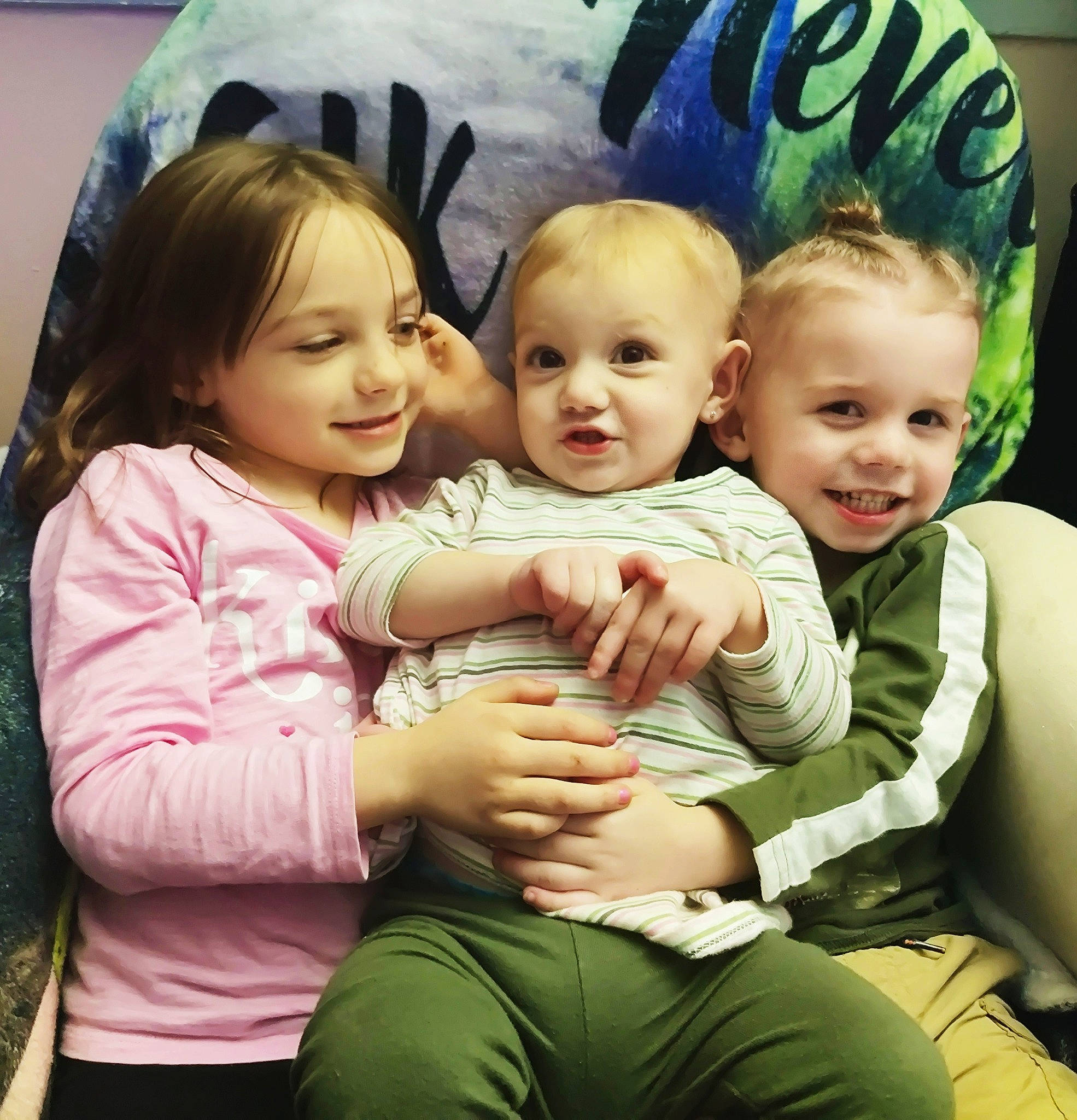 Lyncoln Journey joined the competition — help win amazing prizes! cheek, comfort, cool, eye, face, facial_expression, gesture, green, hair, happy, head, joy, mammal, organ, person, photograph, product, skin, smile, t_shirt