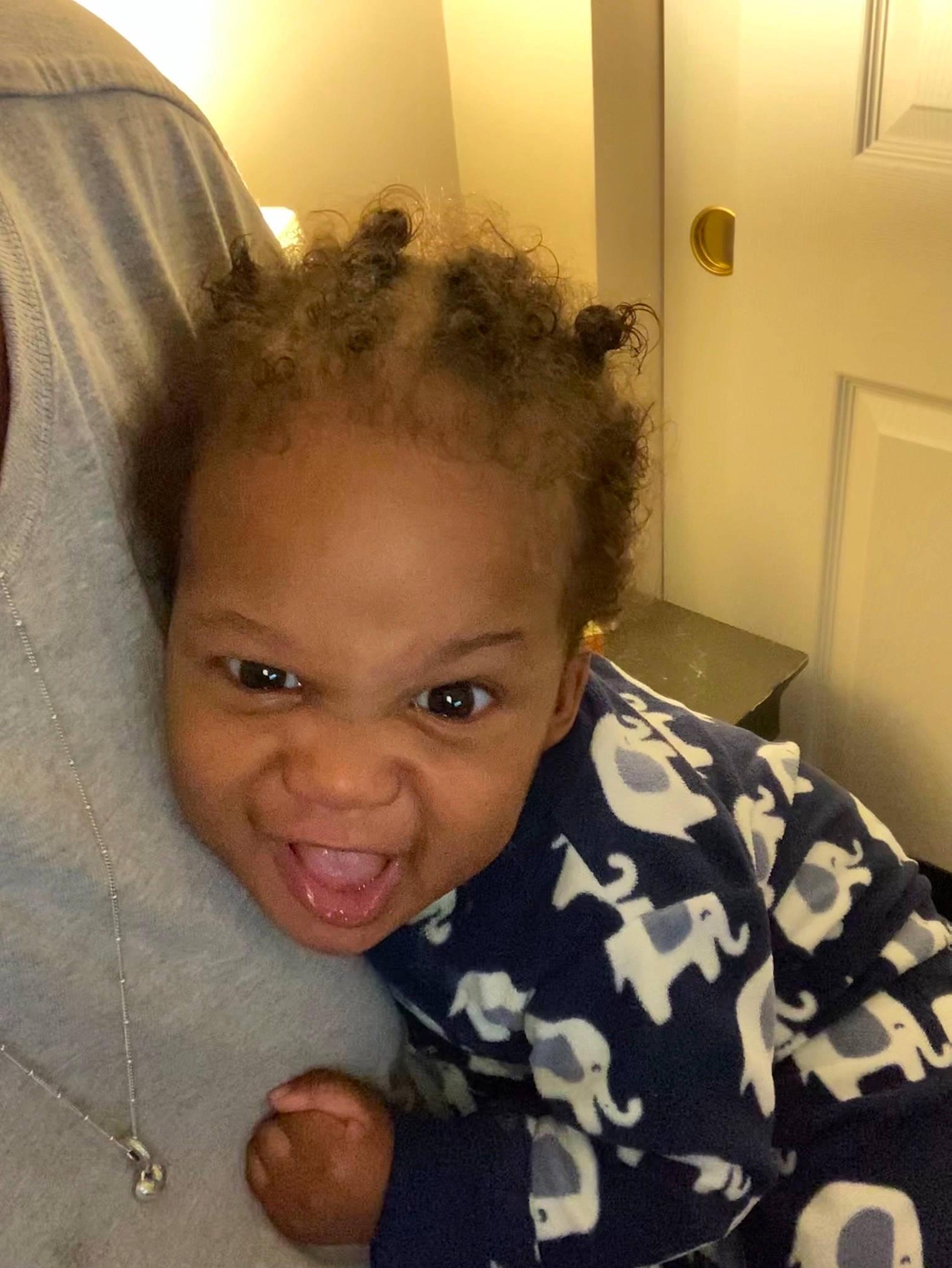 Rico is registered to the contest to win money with this photo: arm, black_hair, cheek, child, chin, comfort, eye, eyebrow, eyelash, finger, forehead, hair, happy, iris, lip, mouth, nose, person, skin, smile