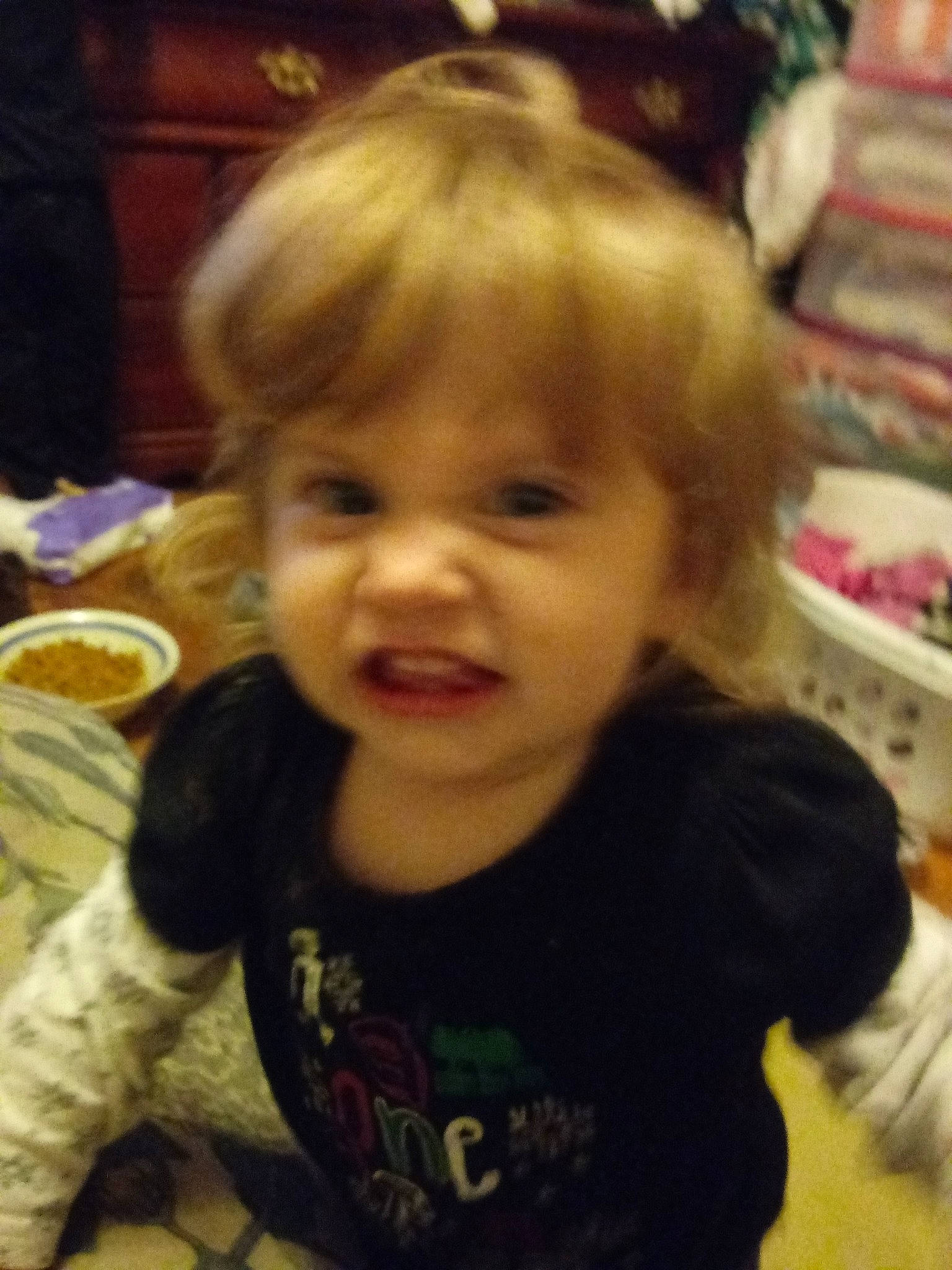 Ellie is registered to the contest to win money with this photo: blond, brown_hair, cheek, child, chin, cool, eye, face, forehead, fun, hair, hairstyle, head, iris, lip, long_hair, nose, person, skin, smile