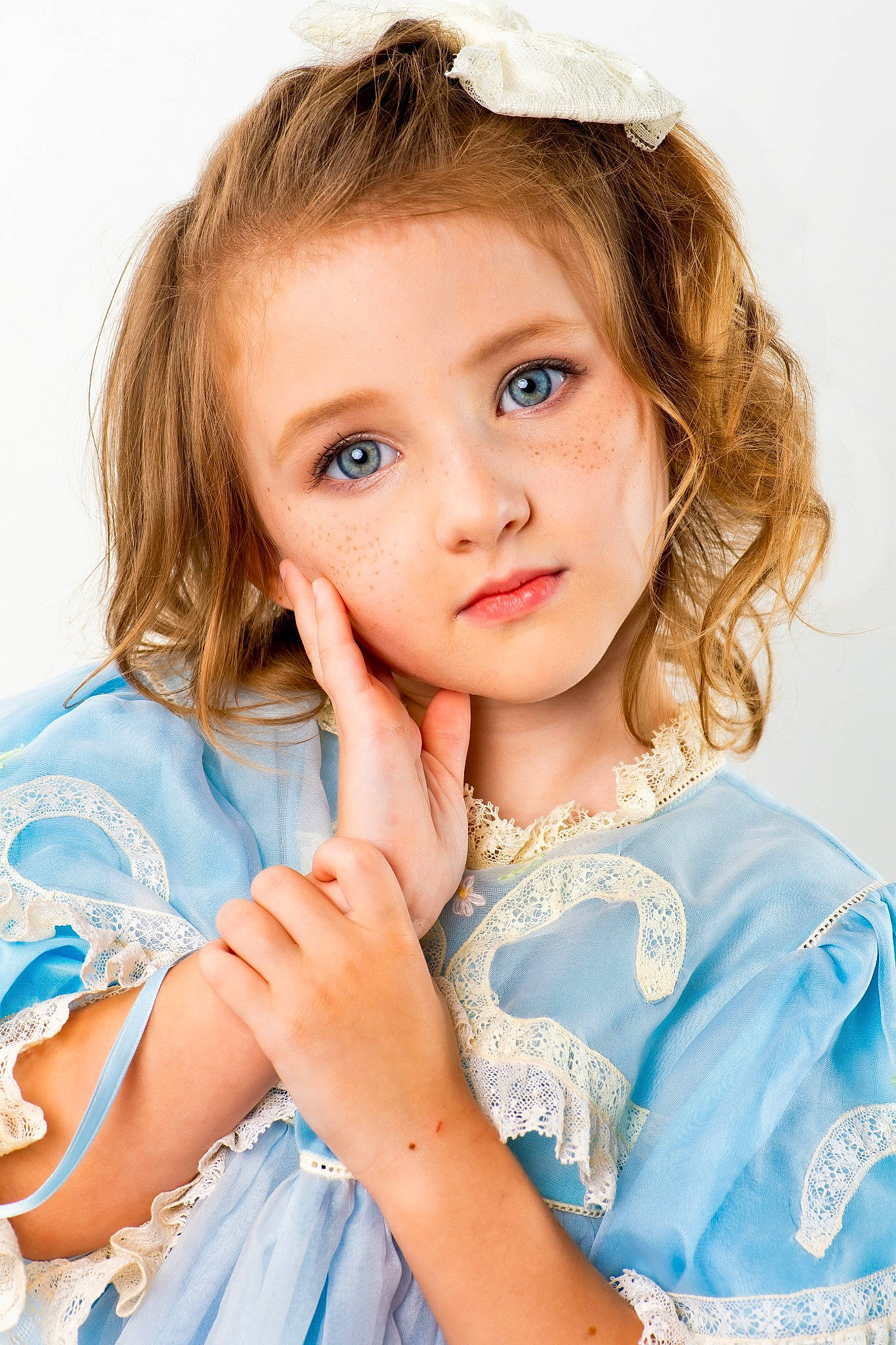 Loralei is registered to the contest to win money with this photo: arm, azure, blue, cheek, chin, dress, eye, eyelash, facial_expression, flash_photography, gesture, hair, hairstyle, hand, happy, iris, lip, person, shoulder, skin