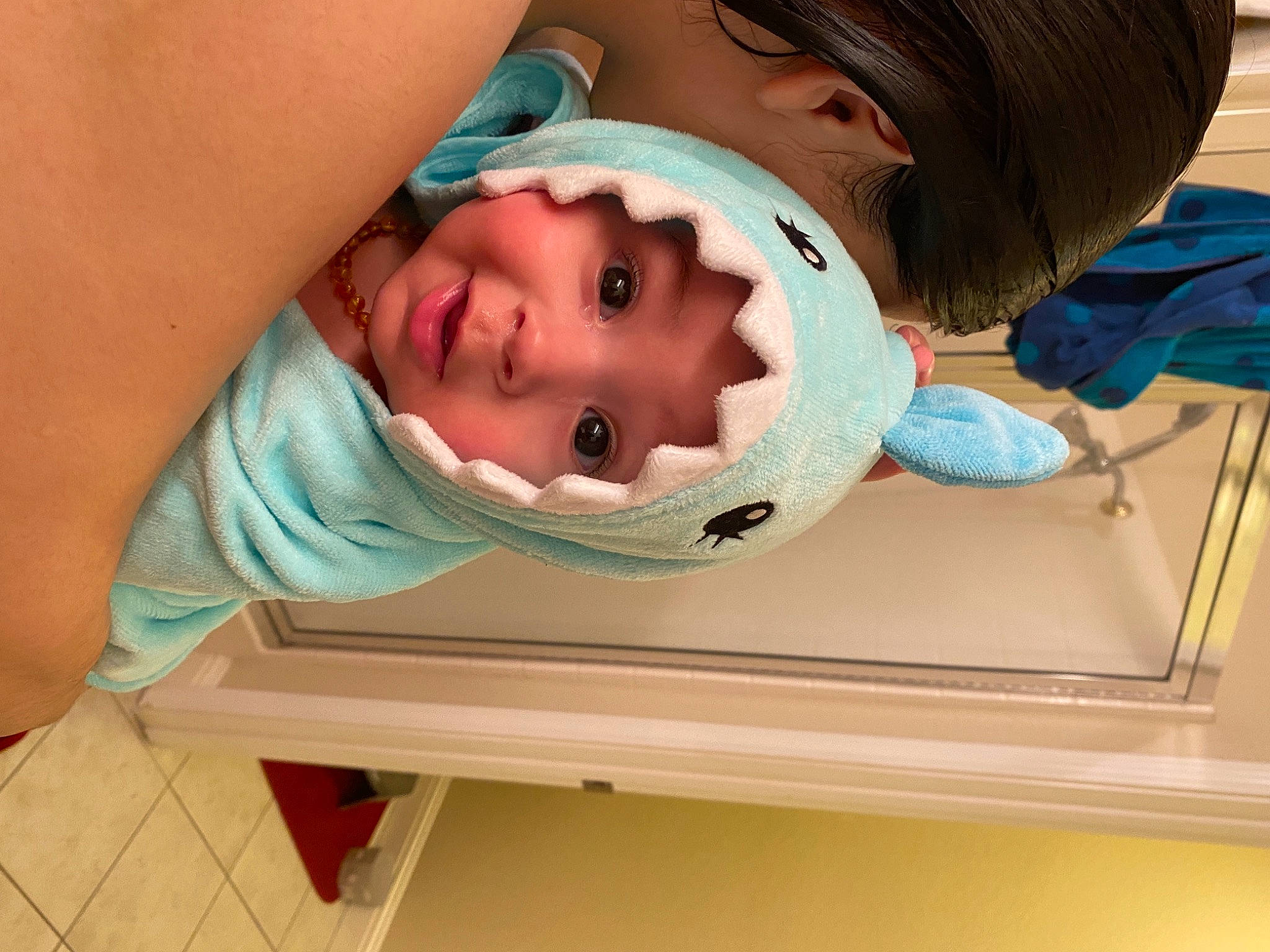 Kysen is registered to the contest to win money with this photo: baby, baby_products, baby_safety, bathing, cheek, chest, child, comfort, elbow, eyelash, fun, happy, head, headwear, leisure, linens, nose, person, room, smile