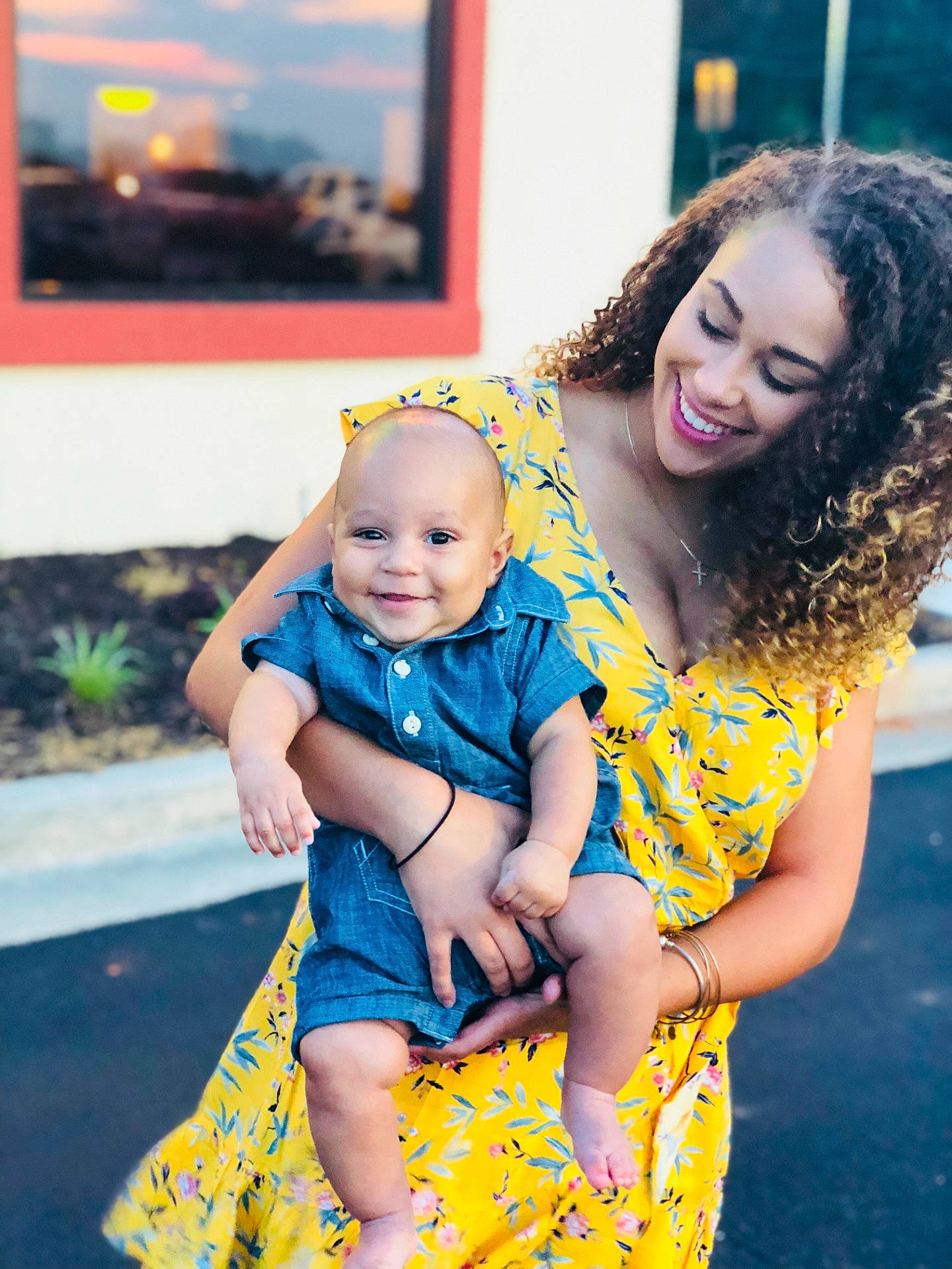 Lane is registered to the contest to win money with this photo: beauty, child, daughter, fun, girl, happiness, joy, person, product, skin, smile, summer, toddler, vacation, yellow