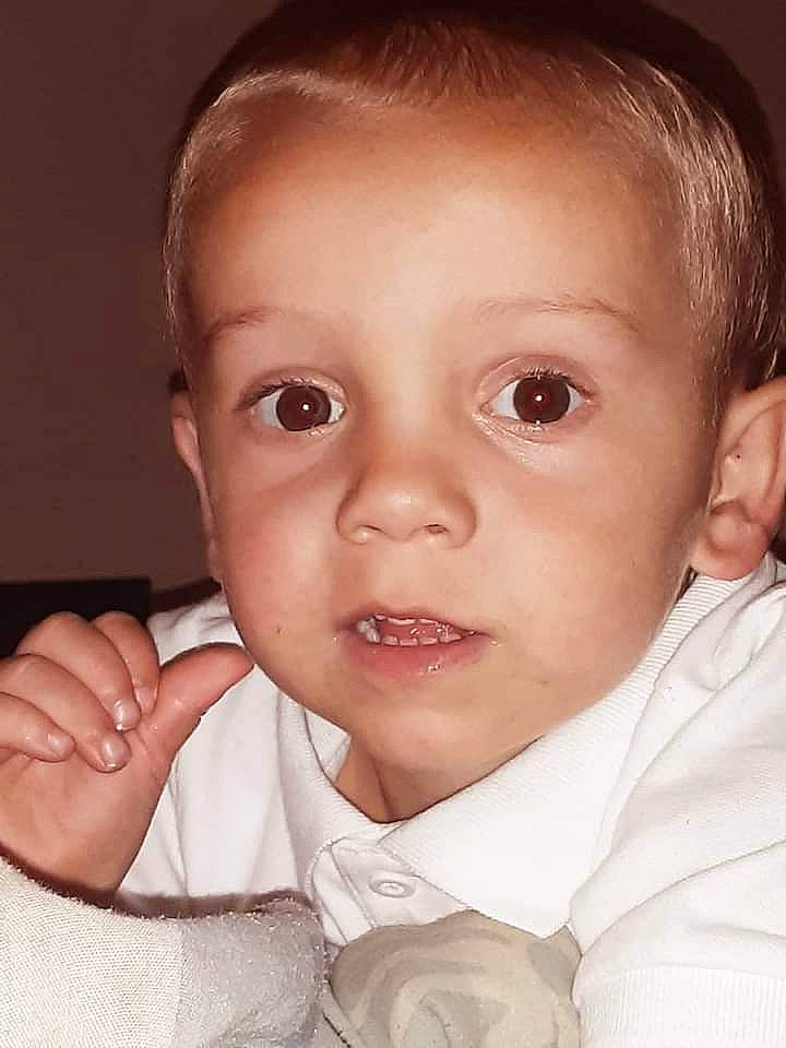 Braeden is registered to the contest to win money with this photo: baby, baby_toddler_clothing, cheek, chin, ear, eyebrow, eyelash, flash_photography, forehead, gesture, happy, iris, lip, mouth, neck, no_expression, nose, person, skin, sleeve