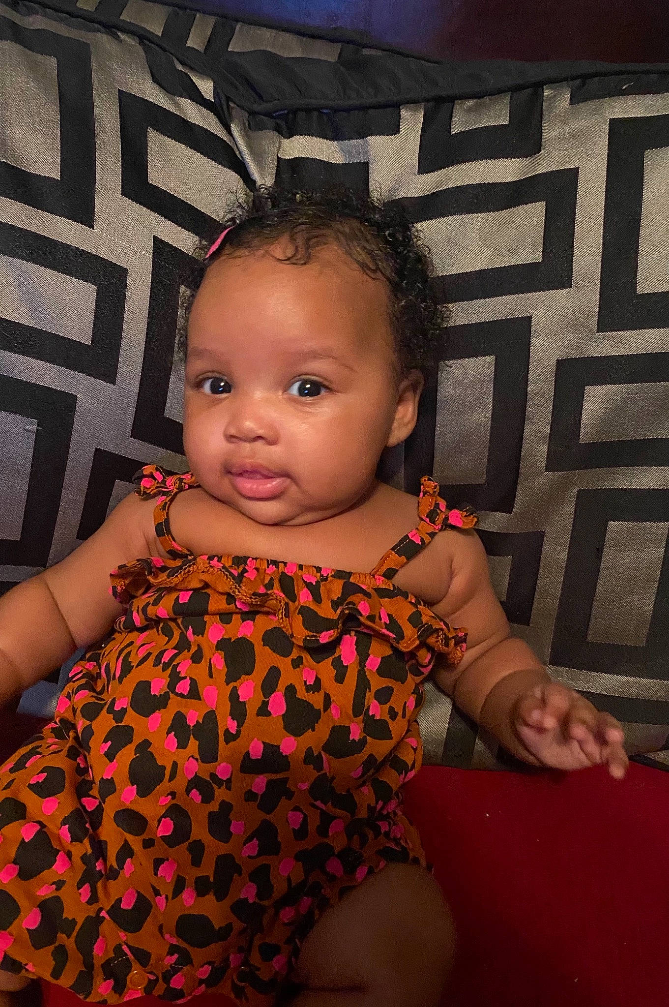 Jream is registered to the contest to win money with this photo: baby, baby_toddler_clothing, cheek, child, eye, face, fashion, flash_photography, flooring, hair, happy, head, human_body, human_leg, iris, orange, person, purple, skin, thigh