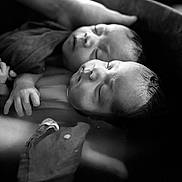 Henna participe au concours pour gagner de l'argent avec cette photo : newborn, baby, sleeping, water, bath, hand, black_and_white, infant, peaceful, closeup, skin, wet, tub, head, face, soft_light, portrait, resting, tender, calm