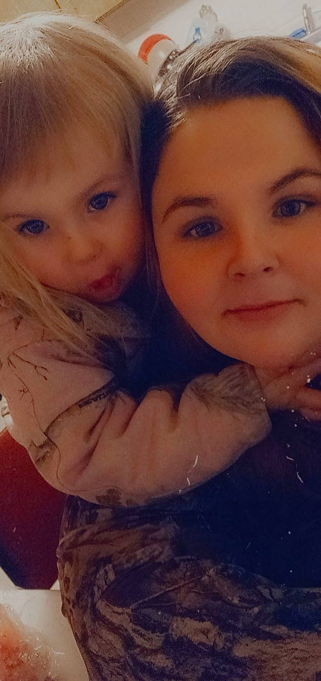 Mckenna is registered to the contest to win money with this photo: cheek, chin, cool, eye, eyebrow, eyelash, face, forehead, fun, gesture, happy, human_body, iris, lip, mouth, nose, people_in_nature, person, skin, sunlight