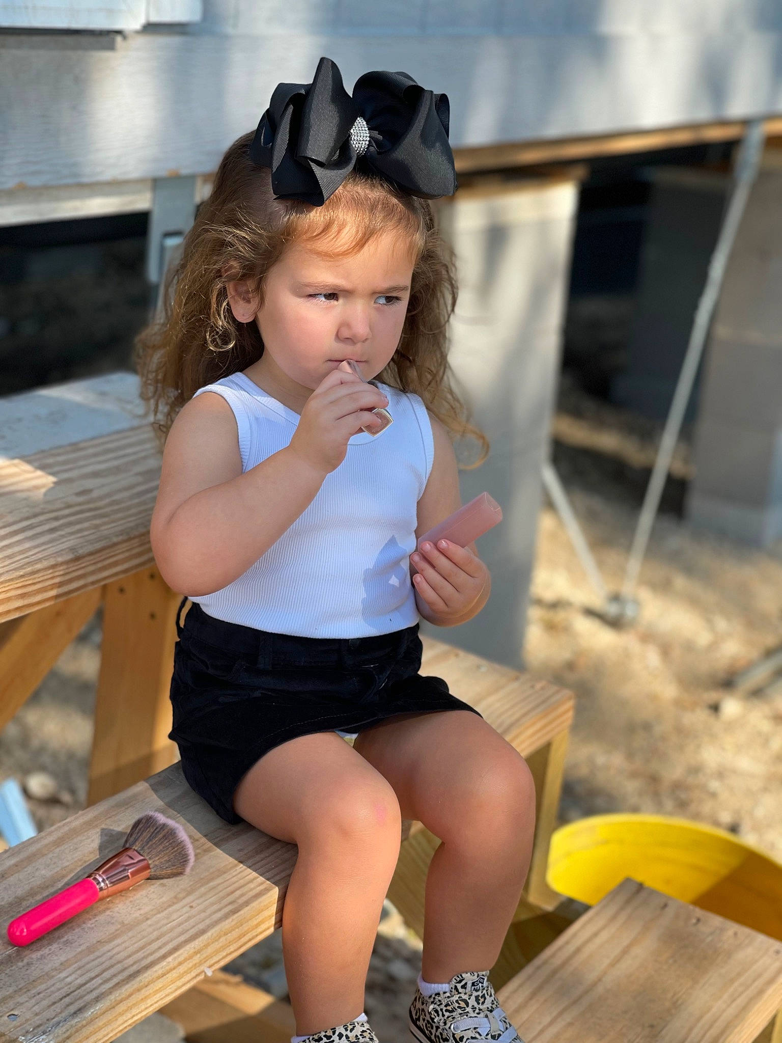 Ivory is registered to the contest to win money with this photo: blond, chair, child, fun, goggles, hair, hairstyle, happy, human_leg, knee, leisure, person, shorts, shoulder, skin, street_fashion, summer, sunglasses, t_shirt, thigh