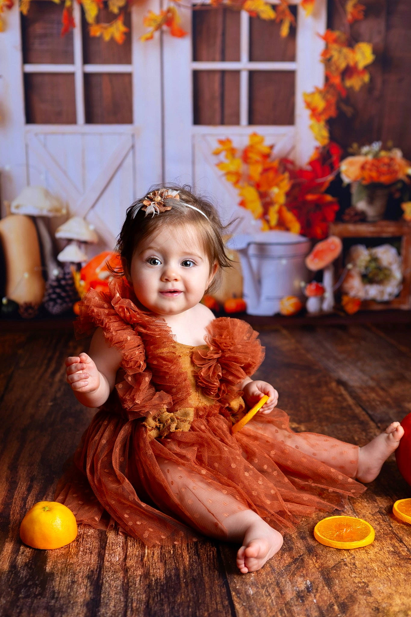 Eva participe au concours pour gagner de l'argent avec cette photo : autumn, calabaza, child, event, flooring, fun, gourd, happy, orange, peach, person, pumpkin, sitting, smile, toddler, tradition, trick_or_treat, window, winter_squash, wood
