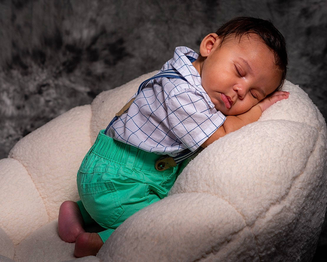 Kashtyn joined the competition — help win amazing prizes! abdomen, arm, baby, child, person, sleep, toddler