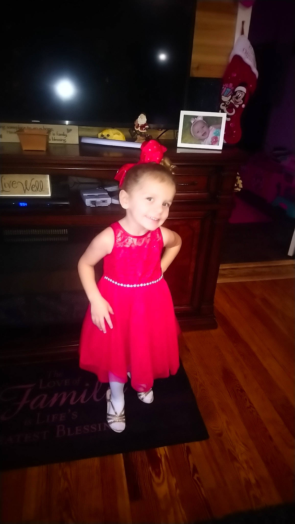 Kailee is registered to the contest to win money with this photo: ballet_tutu, child, dance, dancer, day, dress, entertainment, event, flooring, fun, girl, joy, magenta, performance, performance_art, performing_arts, person, pink, red, shoulder