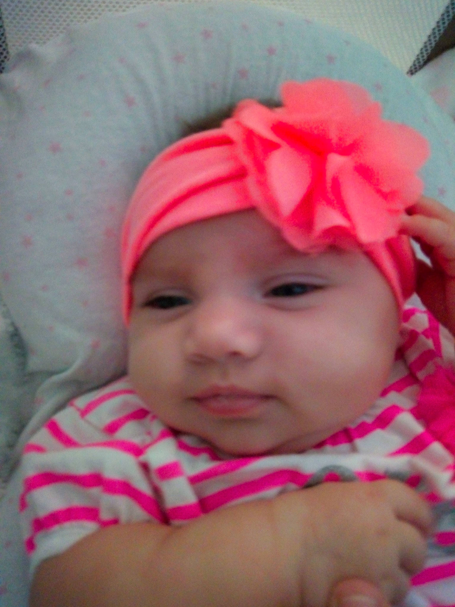 Ophélia a rejoint le concours — aidez-le/la à gagner de superbes lots ! cheek, child, face, forehead, girl, hair_accessory, head, headband, headgear, headwear, infant, iris, lip, mouth, person, pink, product, skin, smile, toddler