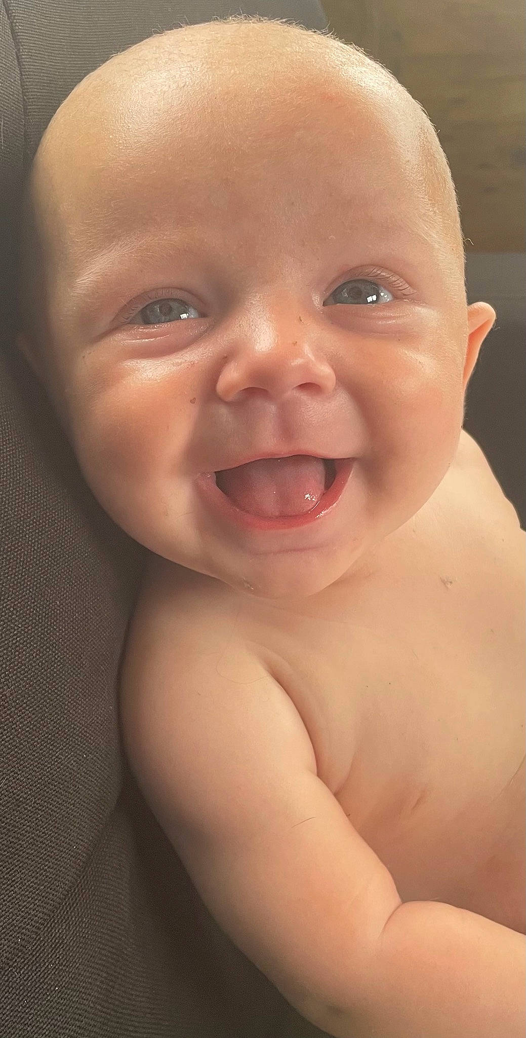 Samuel is registered to the contest to win money with this photo: baby, baby_laughing, cheek, chest, child, ear, eyebrow, eyelash, gesture, happy, human_body, jaw, joy, lip, mouth, neck, nose, person, smile, throat