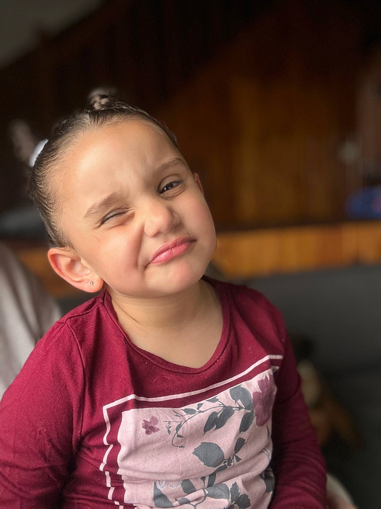 Luna a rejoint le concours — aidez-le/la à gagner de superbes lots ! cheek, child, chin, eye, flash_photography, forehead, fun, happy, head, iris, joy, lip, mouth, neck, nose, person, sitting, skin, sleeve, smile