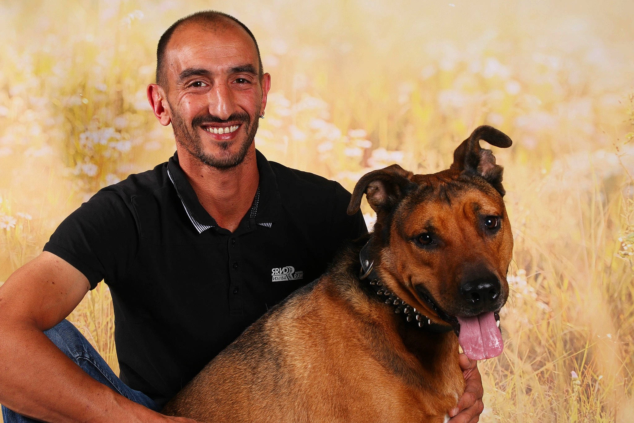 Octane a rejoint le concours — aidez-le/la à gagner de superbes lots ! ancient_dog_breeds, beard, canidae, carnivore, collar, companion_dog, dog, dog_breed, dog_collar, event, fawn, flash_photography, guard_dog, happy, portrait_photography, smile, snout, sporting_group, working_animal, working_dog