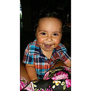 Franco is registered to the contest to win money with this photo: