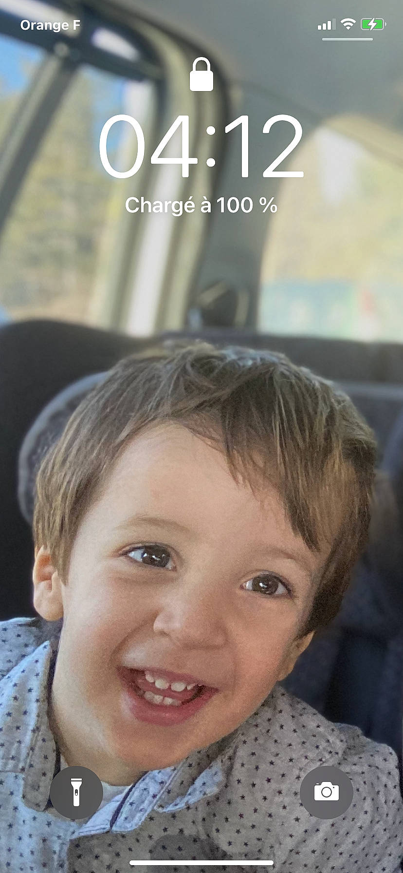 Thibault a rejoint le concours — aidez-le/la à gagner de superbes lots ! cheek, ear, eyebrow, eyelash, face, forehead, gesture, hair, hairstyle, happy, jaw, joy, lip, mouth, nose, person, plant, smile, toddler, tooth