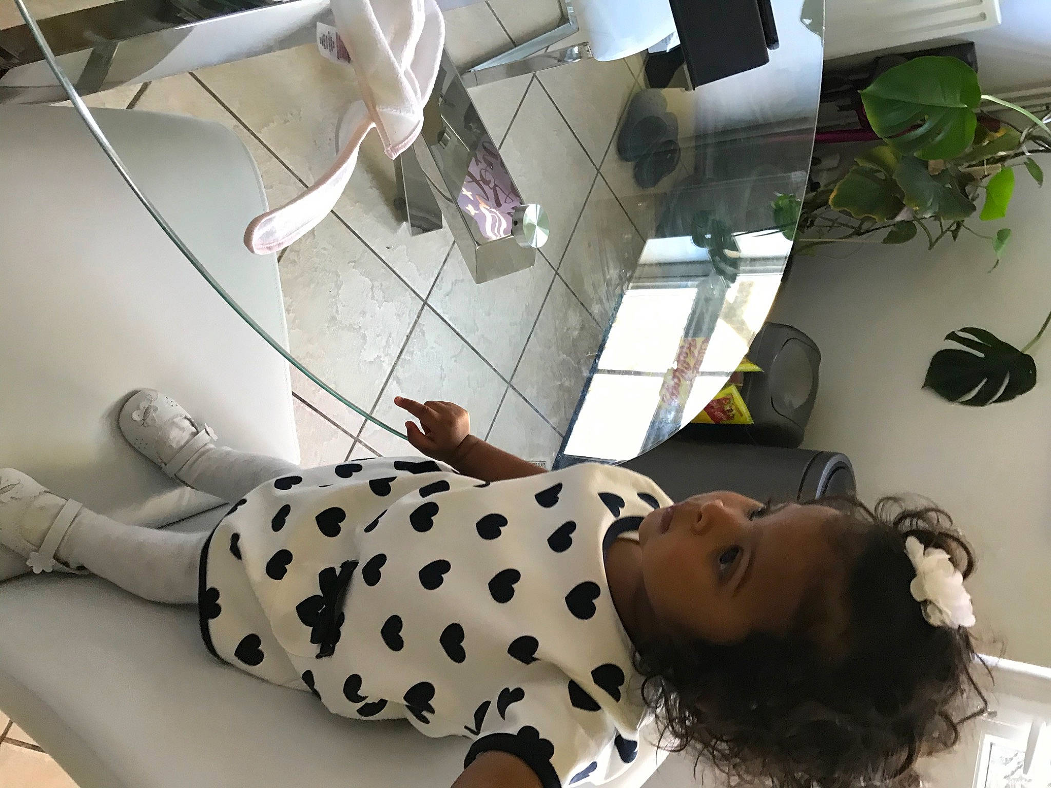 Amiah is registered to the contest to win money with this photo: baby, birth, child, design, organism, person