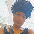 Mia V.