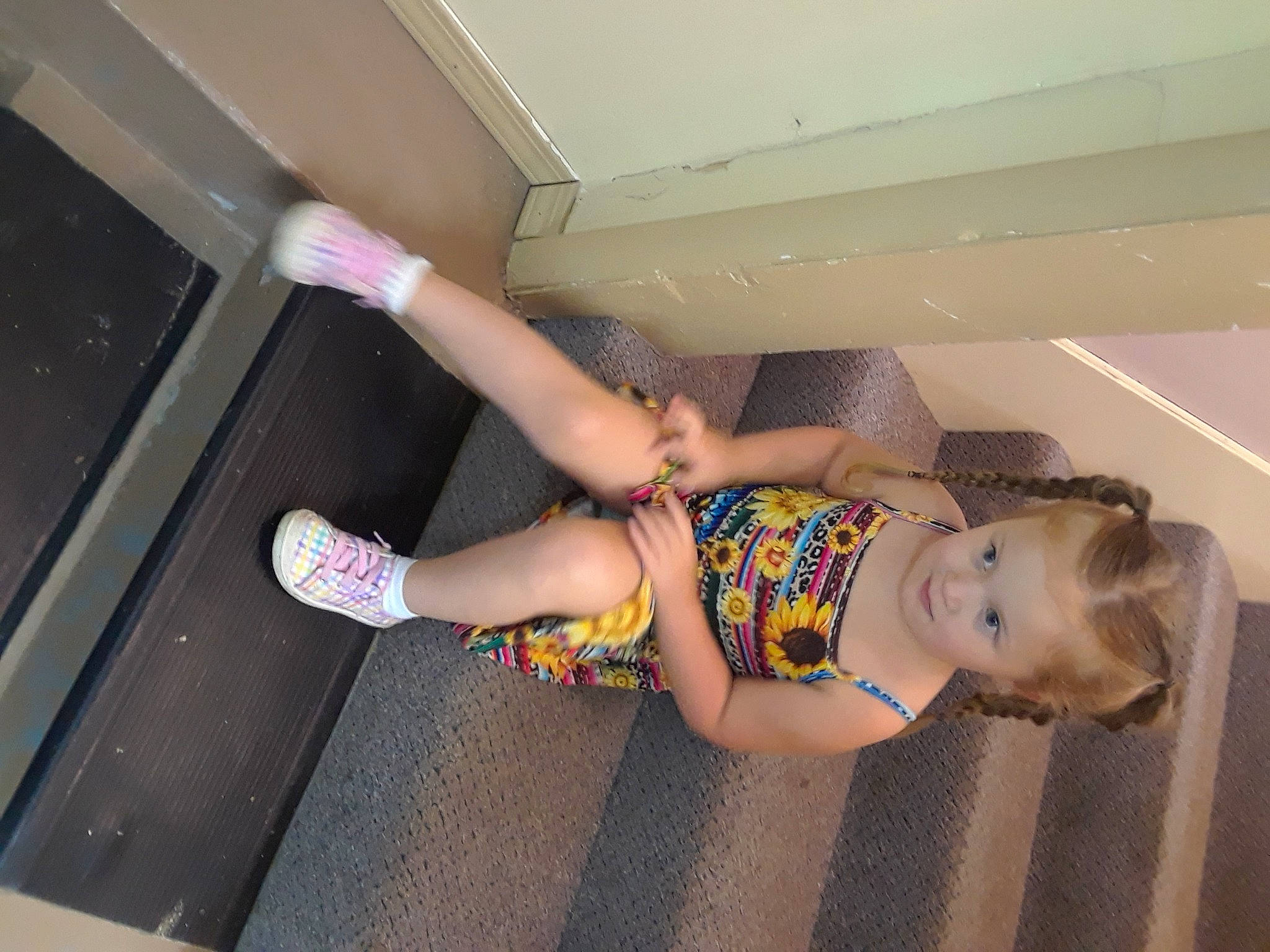 Mareena joined the competition — help win amazing prizes! leg, person