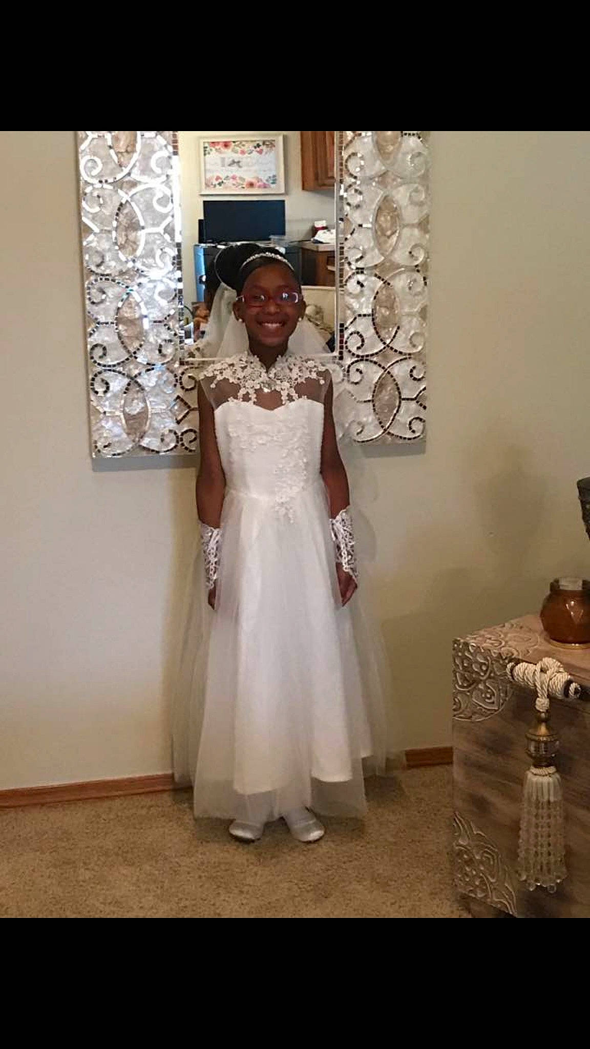 Cherae is registered to the contest to win money with this photo: bridal_accessory, bridal_clothing, bridal_party_dress, bride, ceremony, cocktail_dress, dress, formal_wear, girl, gown, hair_accessory, headpiece, headwear, joy, lace, lady, marriage, person, shoulder, textile