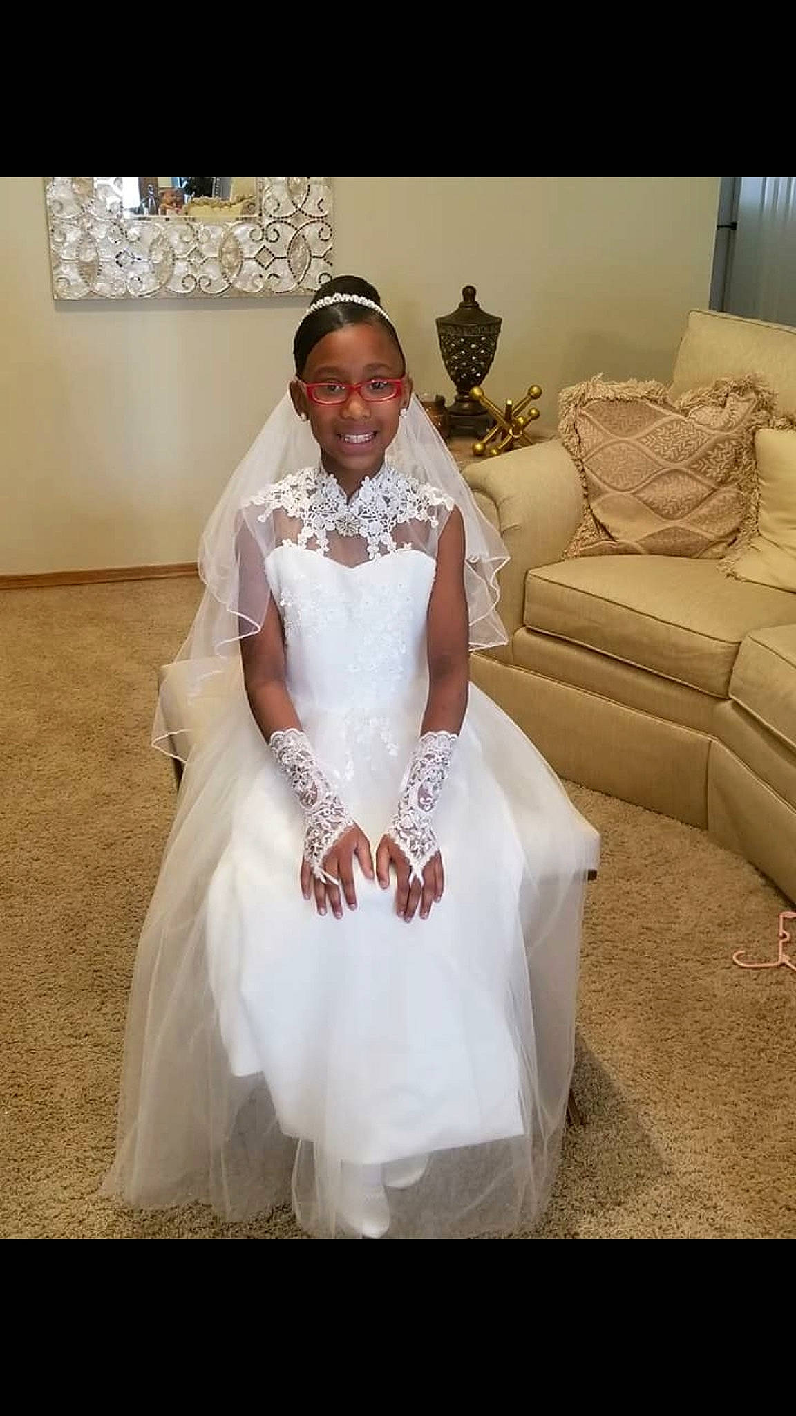 Cherae is registered to the contest to win money with this photo: beauty, bridal_accessory, bridal_clothing, bride, ceremony, dress, fun, girl, gown, hair_accessory, joy, lady, marriage, person, photograph, smile, textile, veil, wedding, wedding_dress