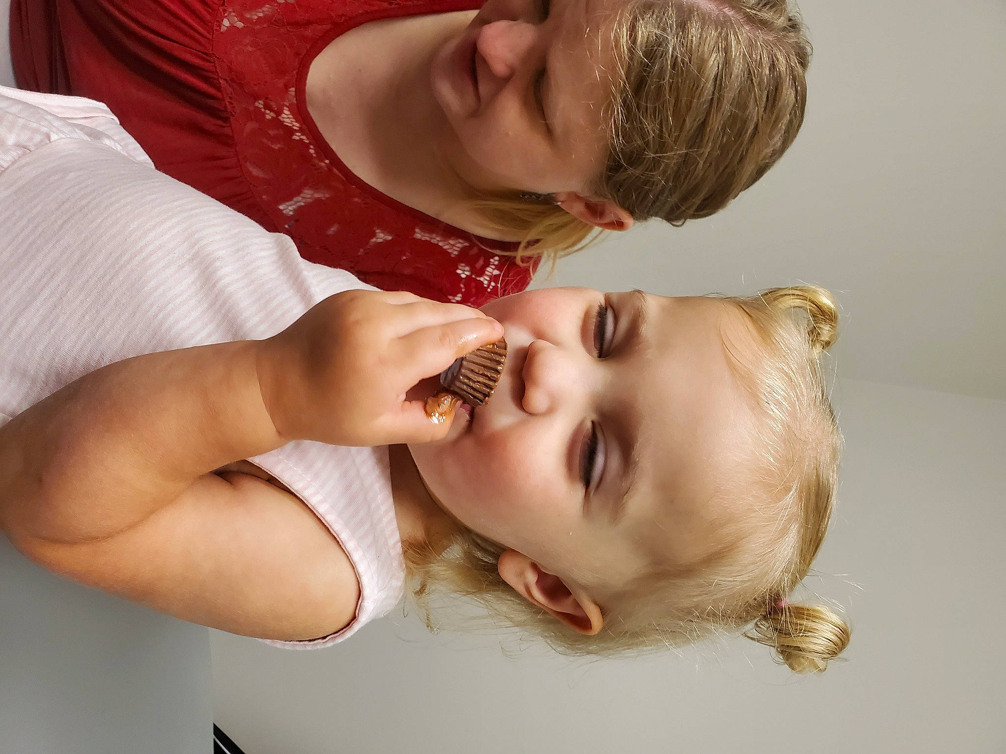 Abigail joined the competition — help win amazing prizes! art, blond, chest, comfort, ear, eyebrow, eyelash, eyewear, fashion_design, flash_photography, gesture, happy, headpiece, human_body, jaw, jewellery, lip, long_hair, neck, person