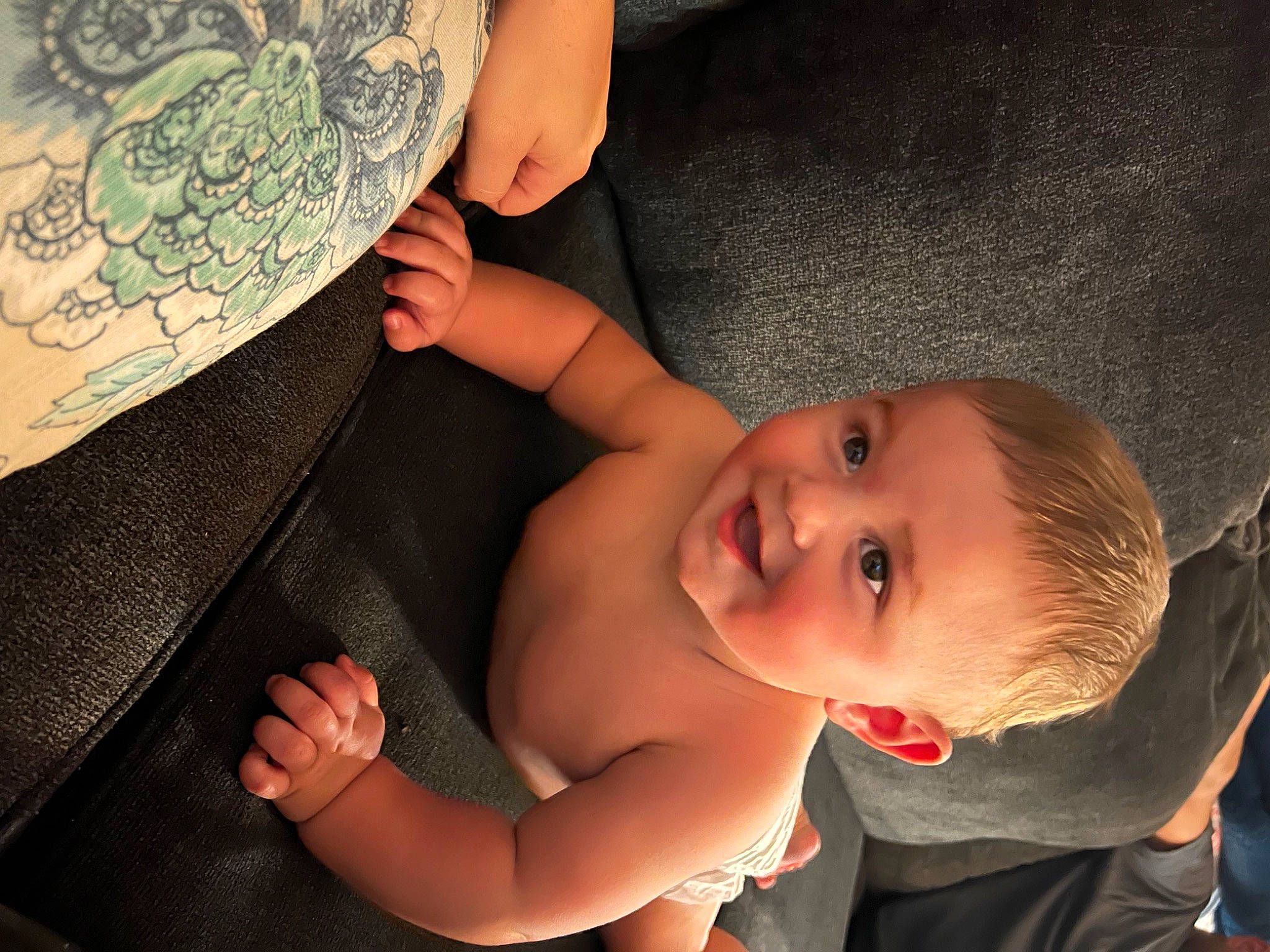 Colt is registered to the contest to win money with this photo: arm, cheek, chin, ear, eye, eyebrow, flash_photography, hand, head, human_body, joint, joy, leg, lip, mouth, muscle, neck, nose, organ, person