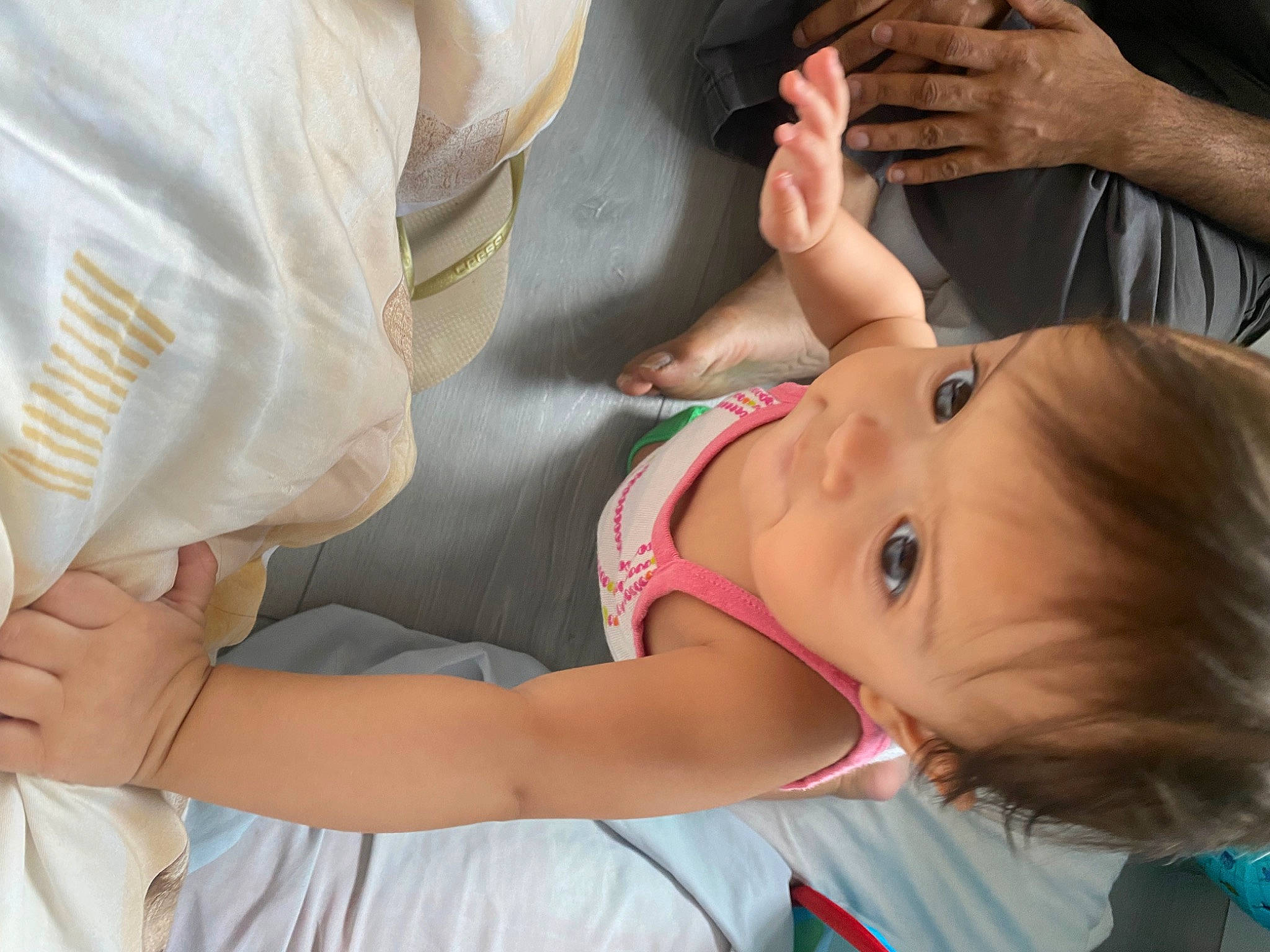 Marina a rejoint le concours — aidez-le/la à gagner de superbes lots ! abdomen, arm, chest, elbow, eyelash, finger, gesture, hand, happy, joint, leg, leisure, mouth, muscle, neck, person, shoulder, skin, thigh, trunk