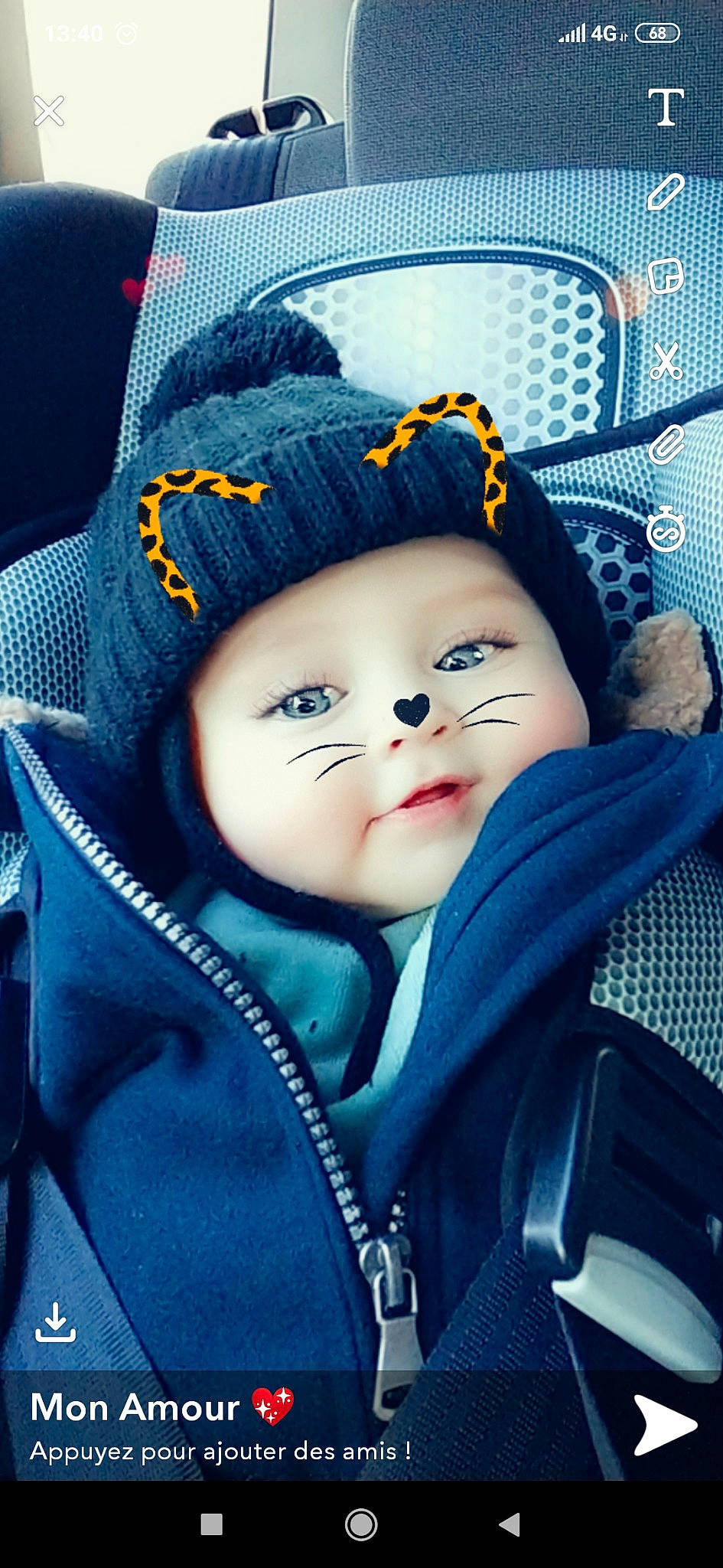 Owen a rejoint le concours — aidez-le/la à gagner de superbes lots ! cheek, child, cool, doll, headgear, person, toddler, toy