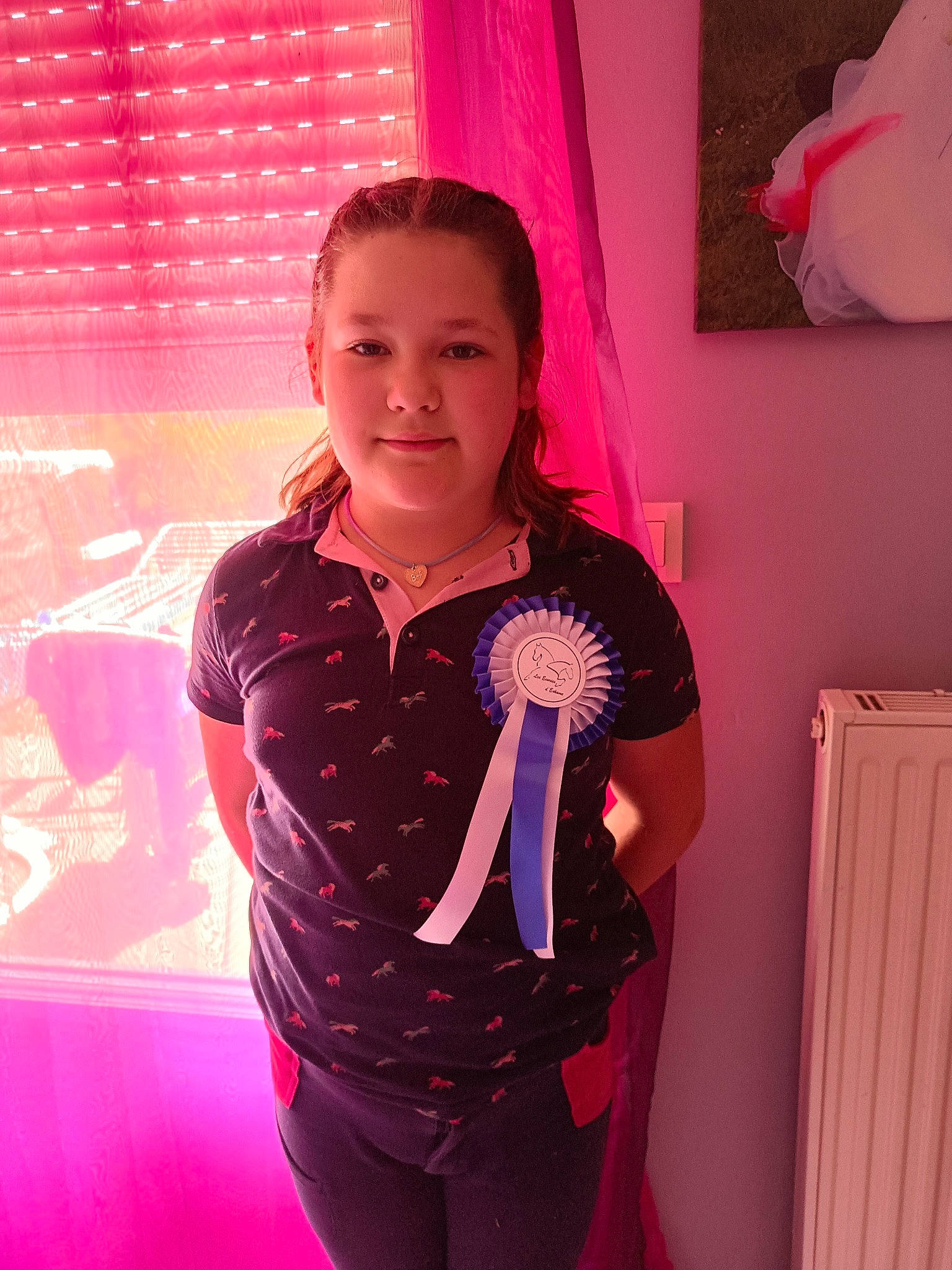 Mya participe au concours pour gagner de l'argent avec cette photo : beauty, child, electric_blue, face, fashion_design, fun, happy, magenta, pattern, person, pink, purple, shoulder, sleeve, standing, textile, thigh, toddler, trunk, violet