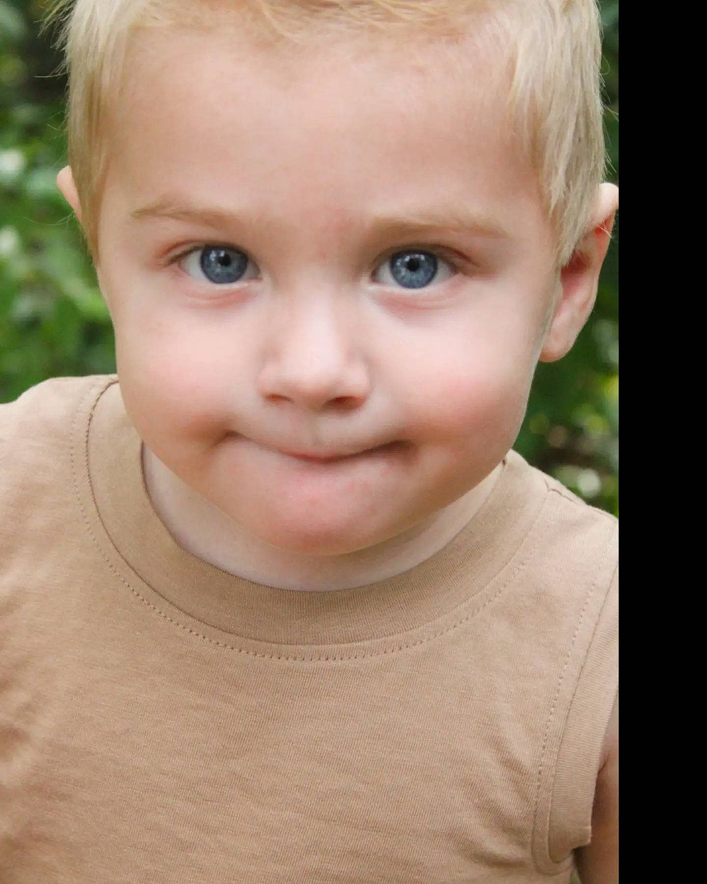 Rowan joined the competition — help win amazing prizes! blond, cheek, child, ear, eye, eyebrow, eyelash, flash_photography, forehead, fun, grass, happy, iris, jaw, joy, lip, nose, person, skin, sleeve