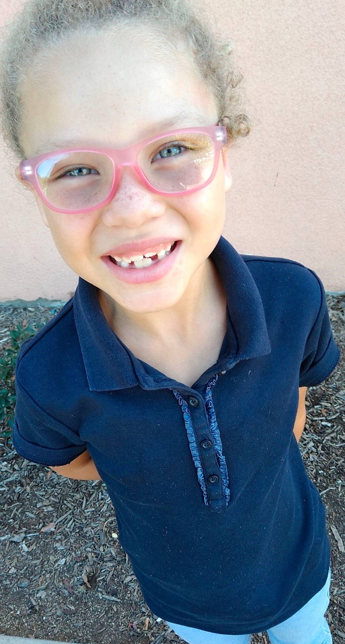 Aurora is registered to the contest to win money with this photo: blond, blue, cheek, chin, cool, eye, eyebrow, eyewear, face, facial_expression, forehead, glasses, hair, head, joy, lip, nose, organ, person, skin