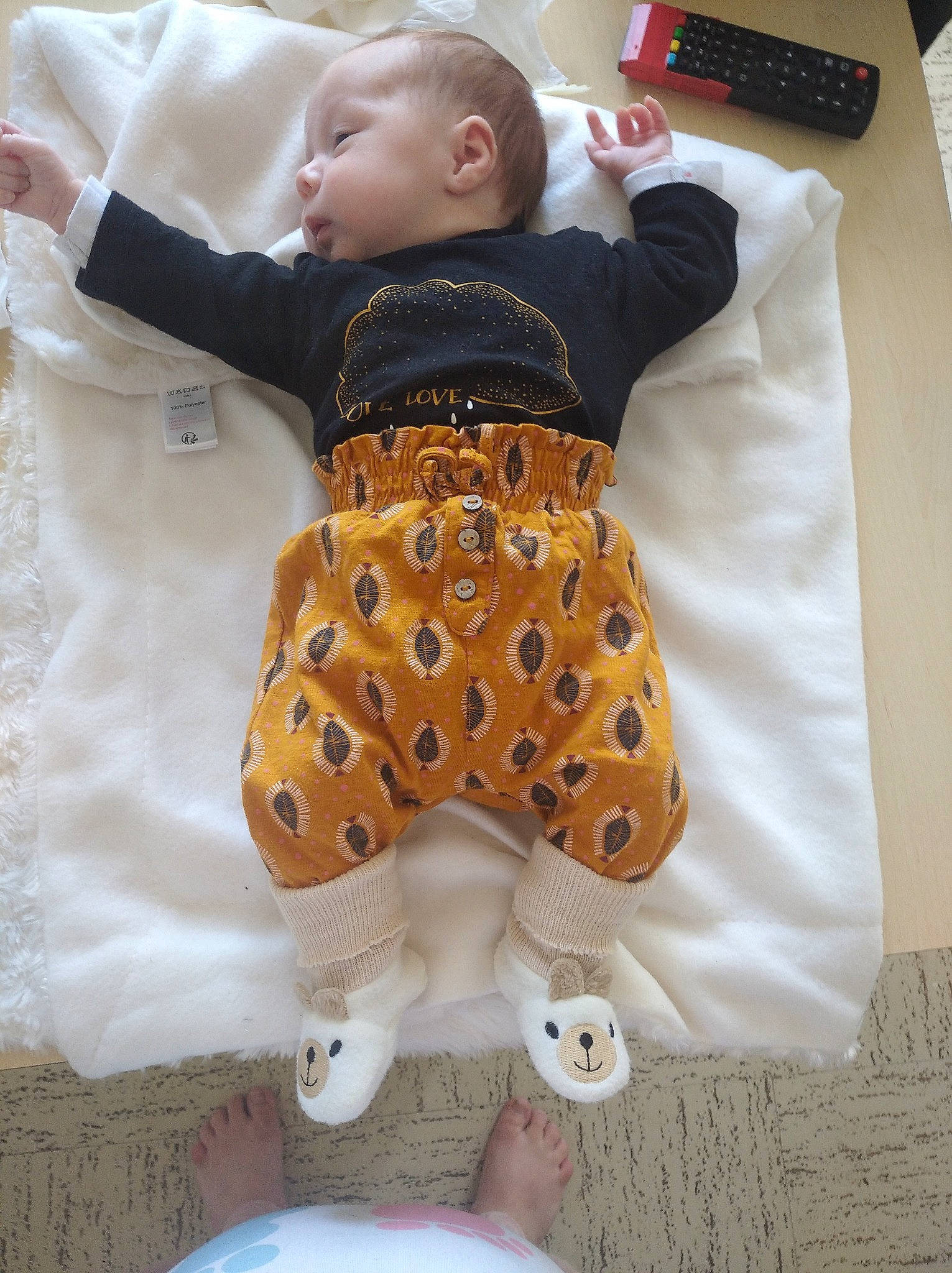 Lylianah a rejoint le concours — aidez-le/la à gagner de superbes lots ! baby, baby_products, baby_toddler_clothing, child, person, product, toddler